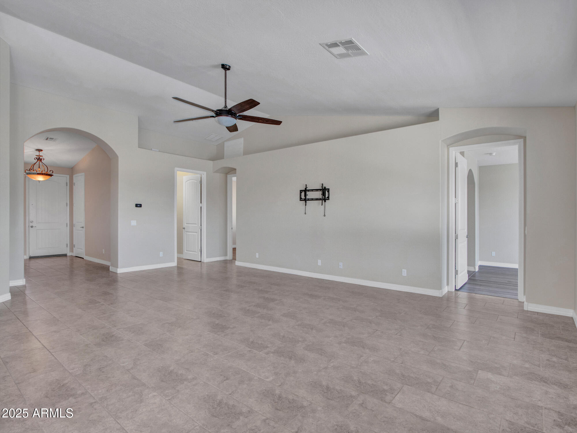 Mesa, Arizona 85212, United States, 4 Bedrooms Bedrooms, ,2 BathroomsBathrooms,Residential,Active,212846