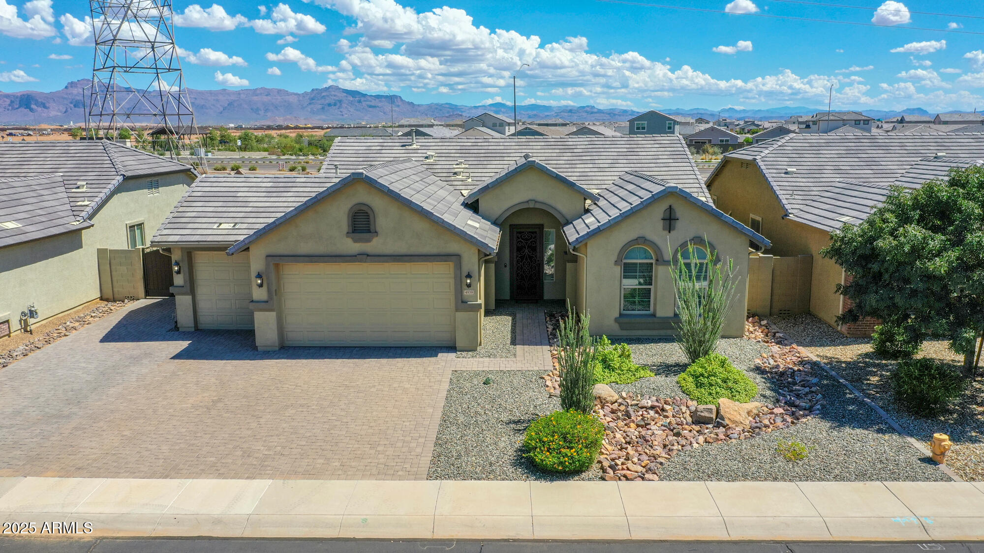 Mesa, Arizona 85212, United States, 4 Bedrooms Bedrooms, ,2 BathroomsBathrooms,Residential,Active,212846