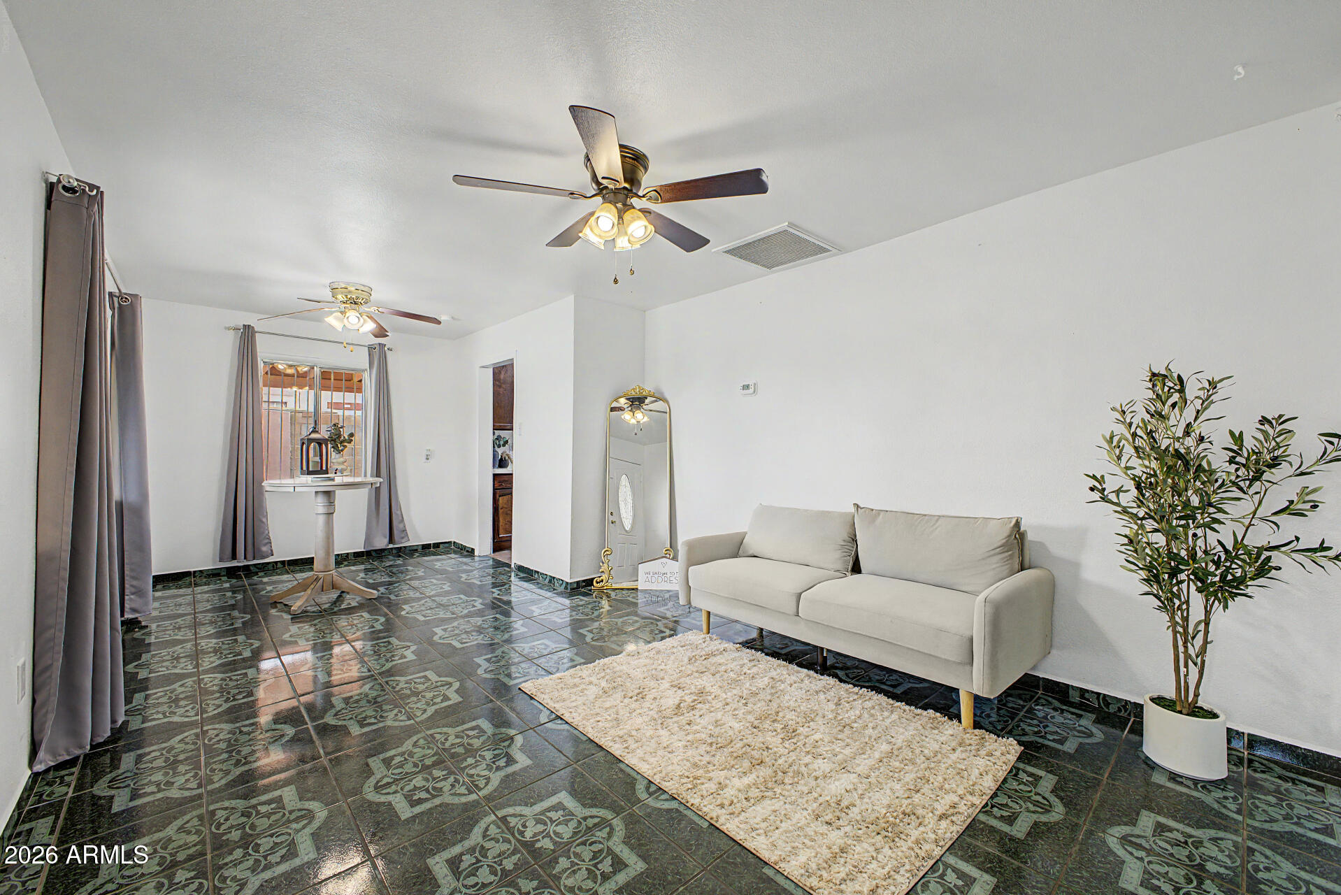 6236 S MONTEZUMA Street