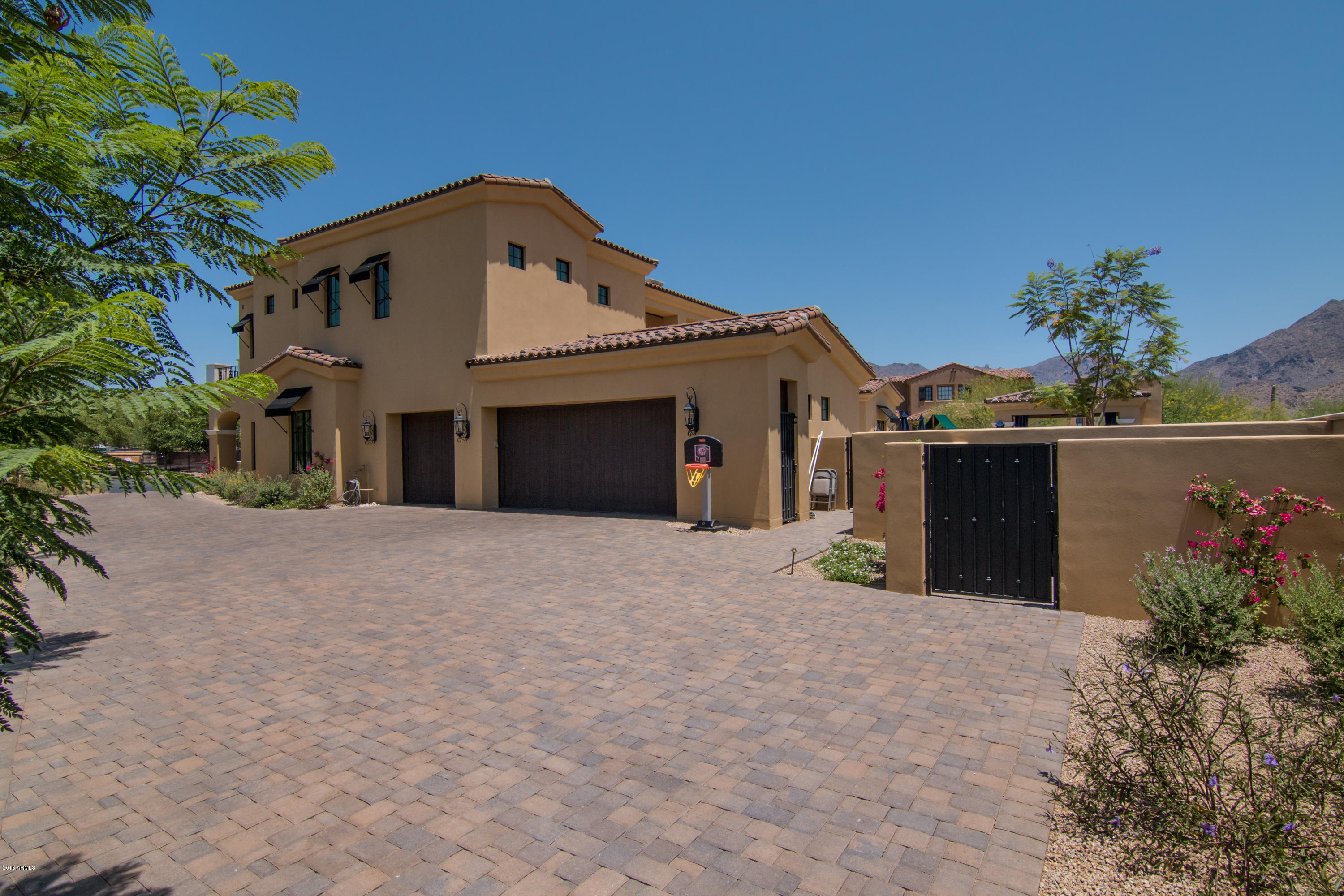 SILVERLEAF - Residential