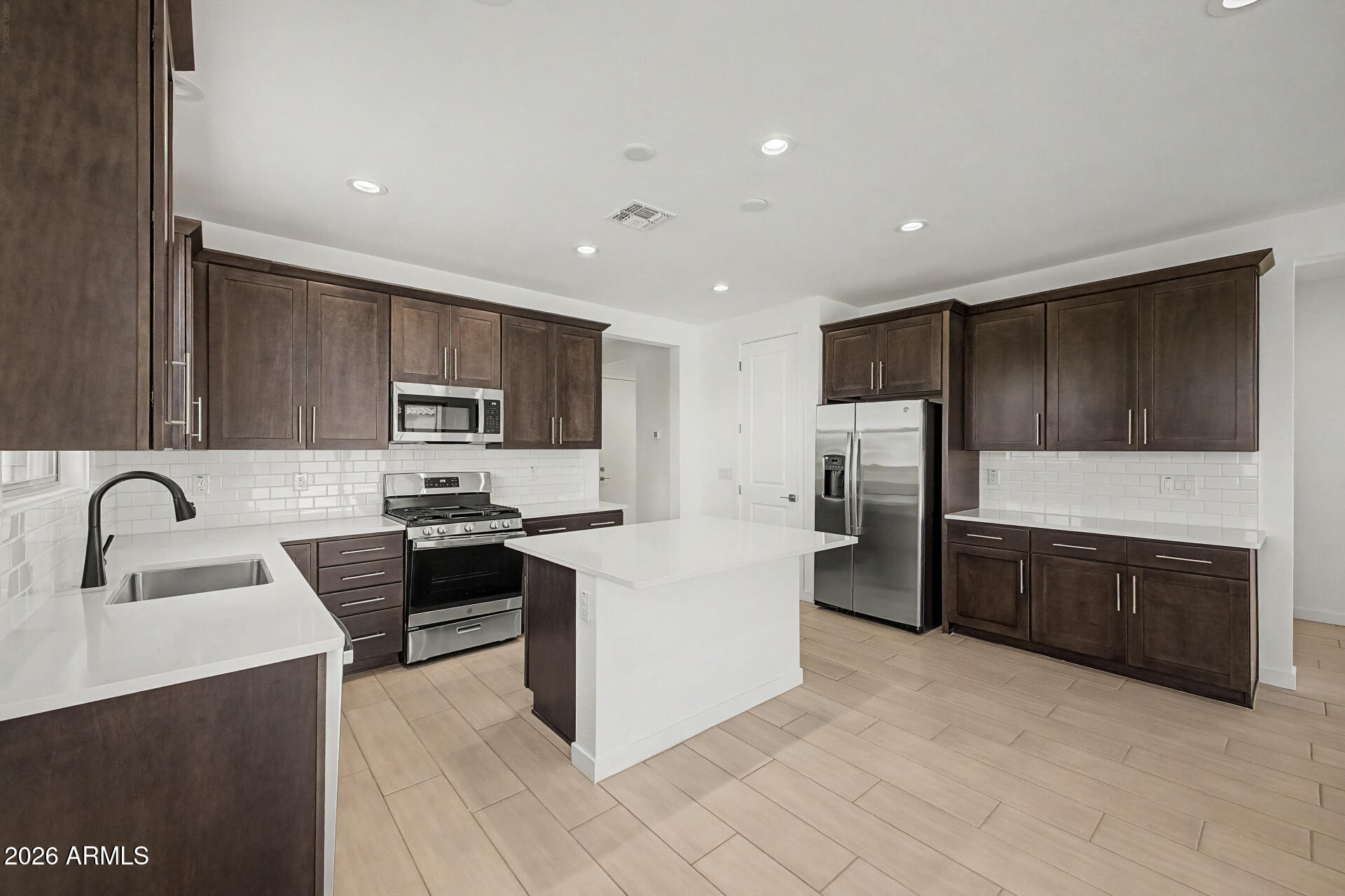 5330 W HARMONT Drive