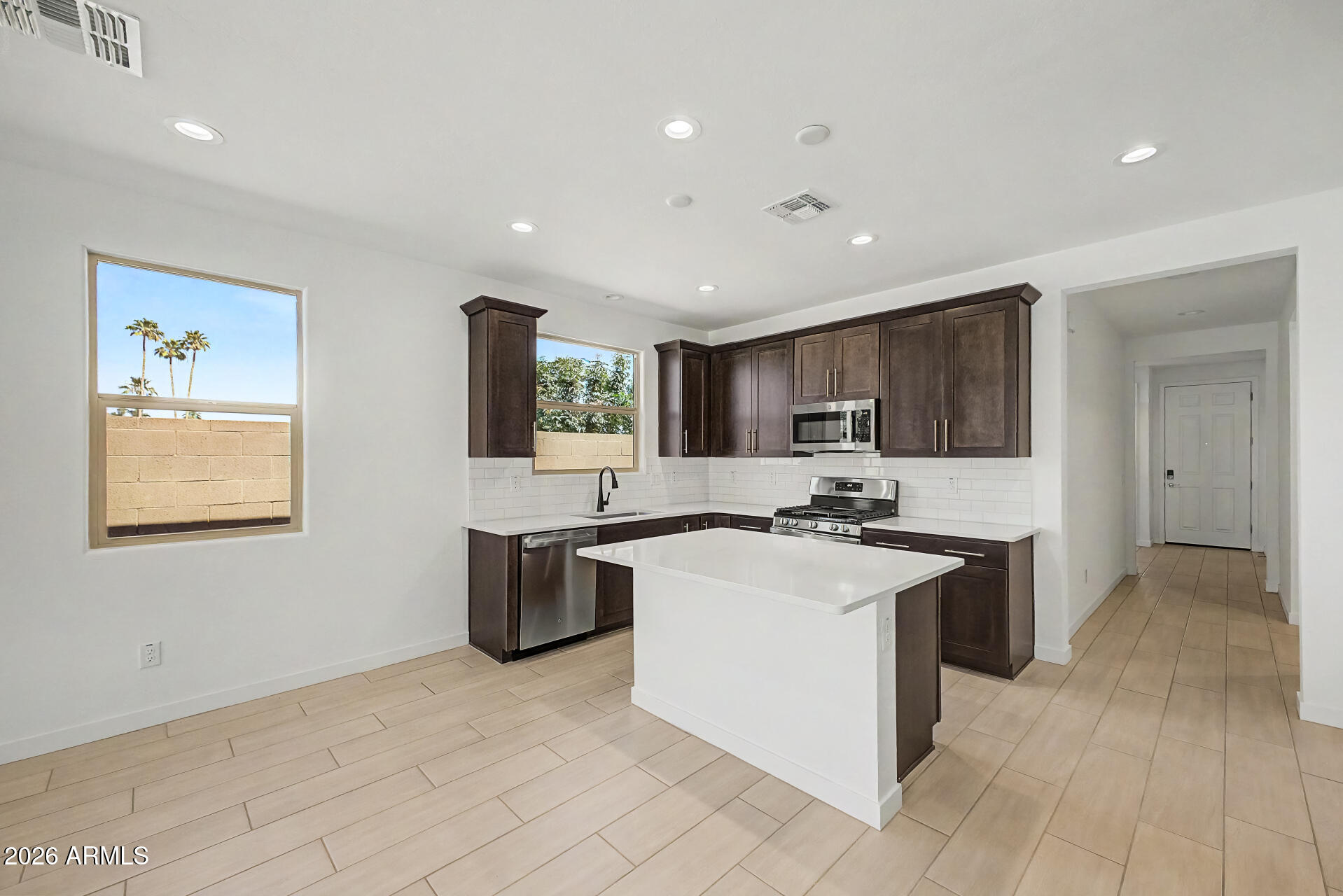 5330 W HARMONT Drive
