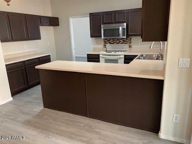442 W EL FREDA Road