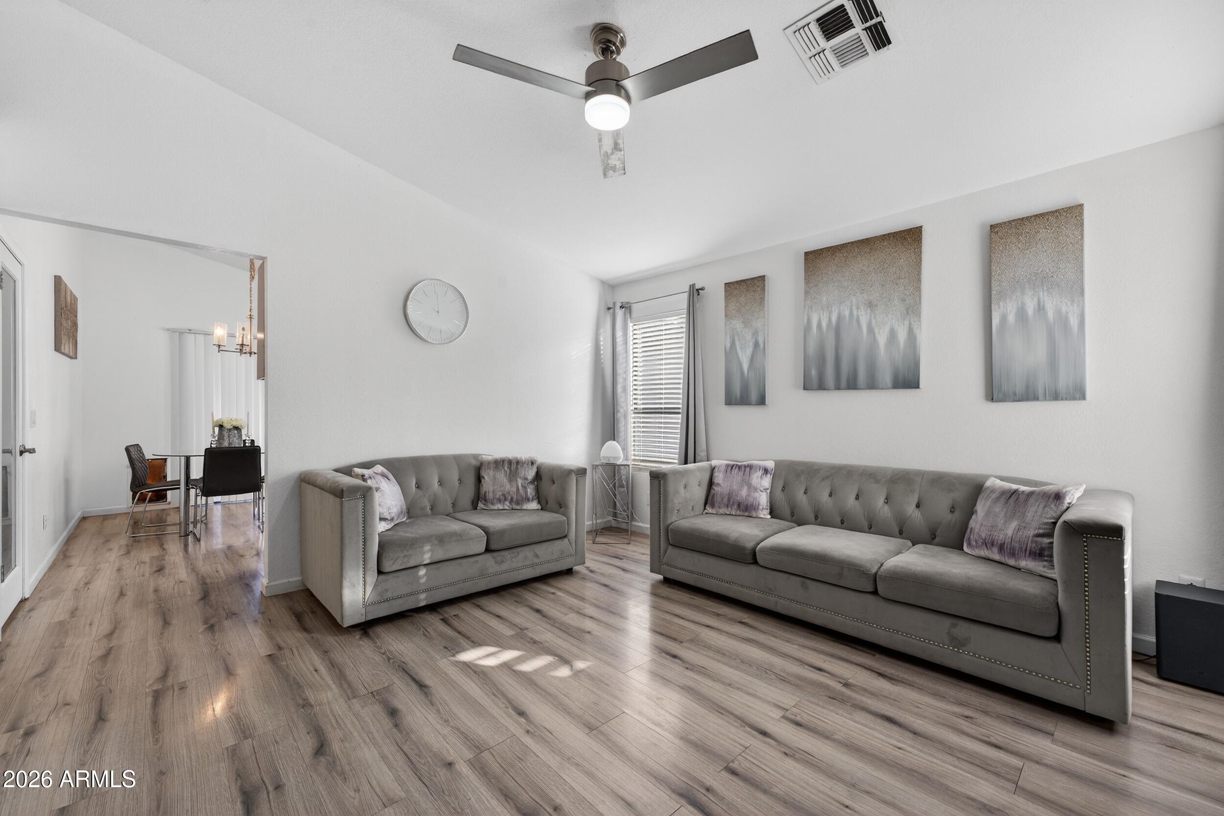 4827 N 87th Ave Avenue