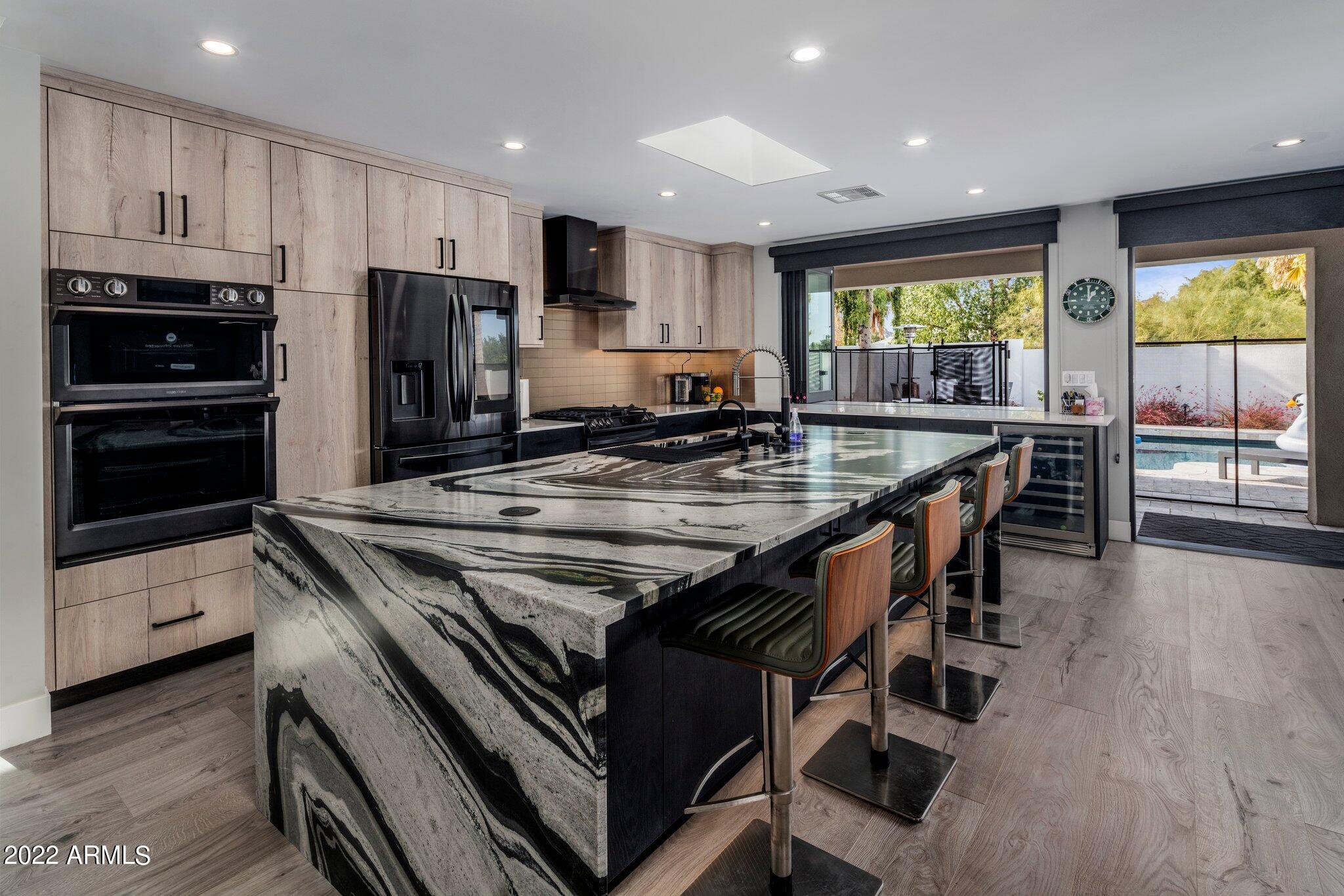 9056 N ARROYA VISTA Drive