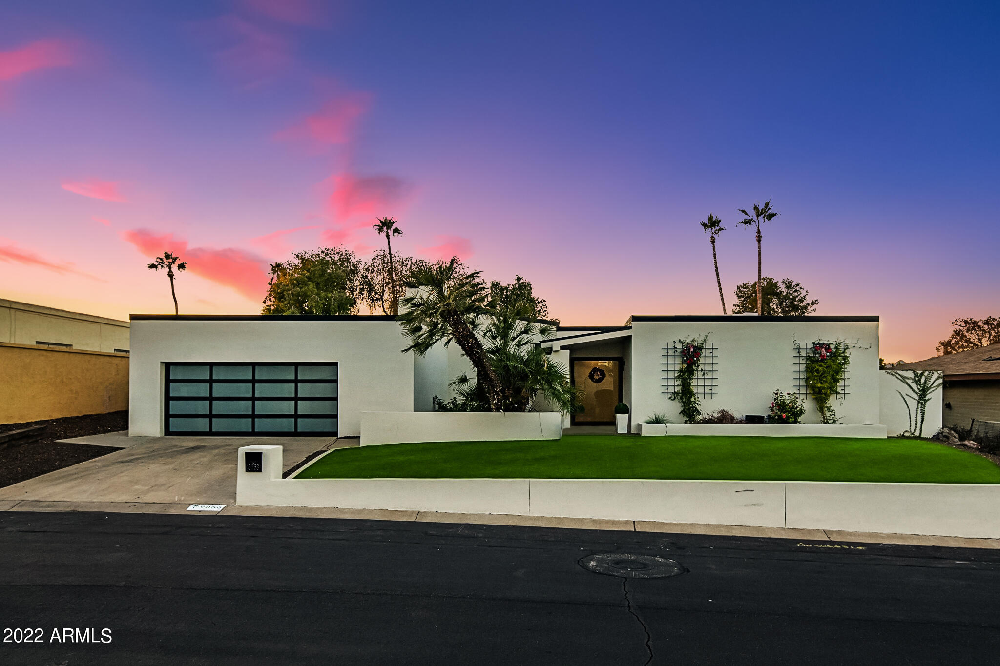 9056 N ARROYA VISTA Drive