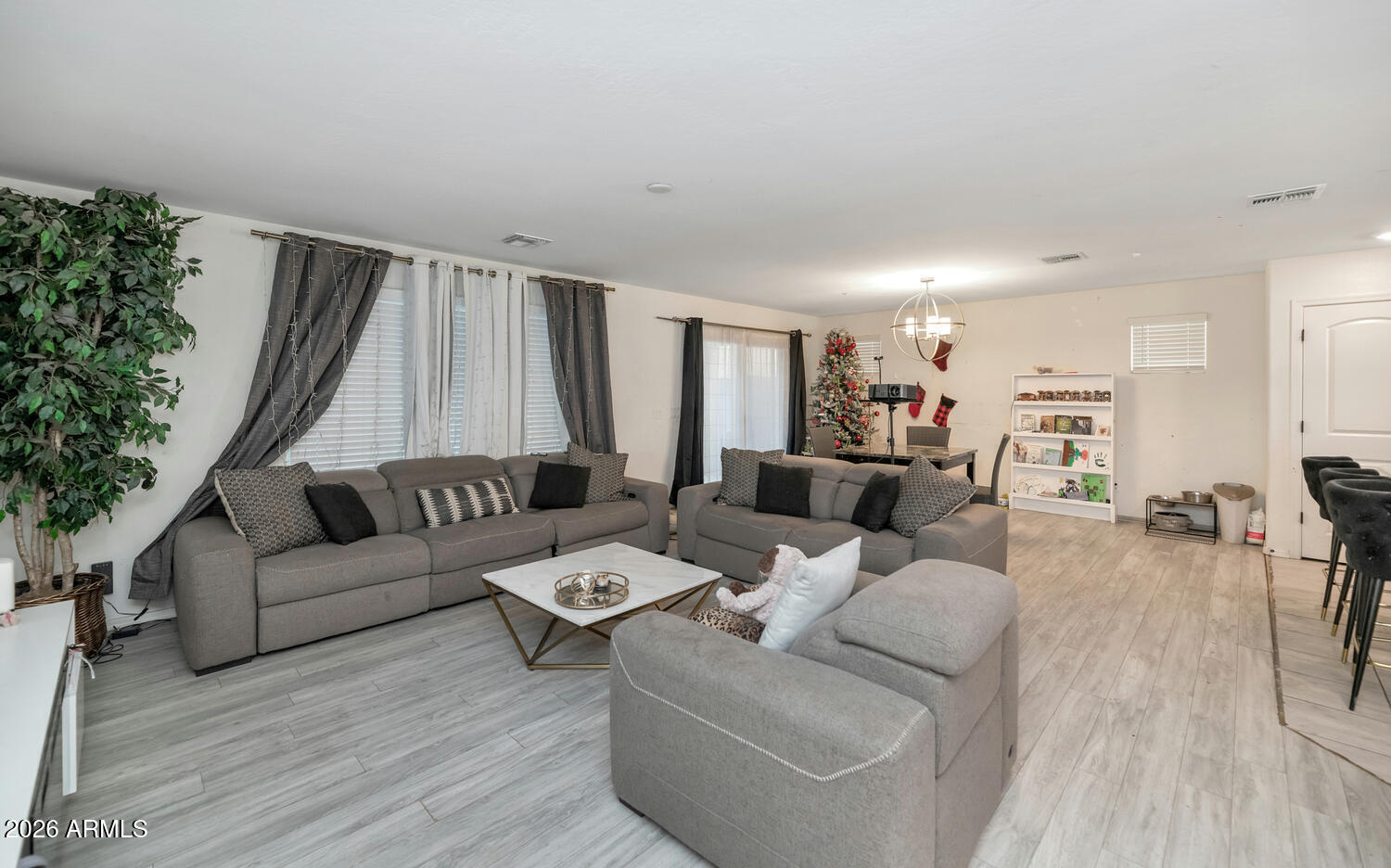 16261 W LA VENTILLA Way