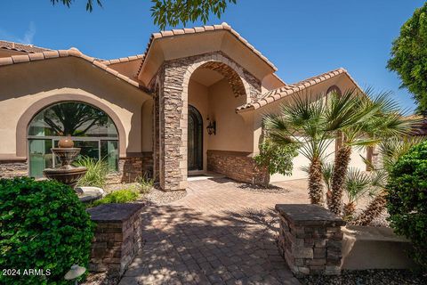 Single Family Residence in Phoenix AZ 11827 TUZIGOOT Court 63.jpg