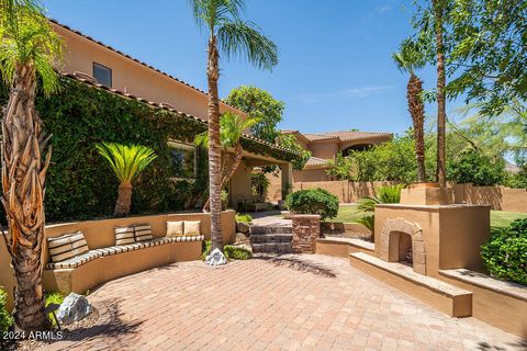 Single Family Residence in Phoenix AZ 11827 TUZIGOOT Court 18.jpg