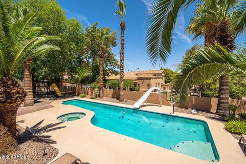 Single Family Residence in Phoenix AZ 11827 TUZIGOOT Court 50.jpg