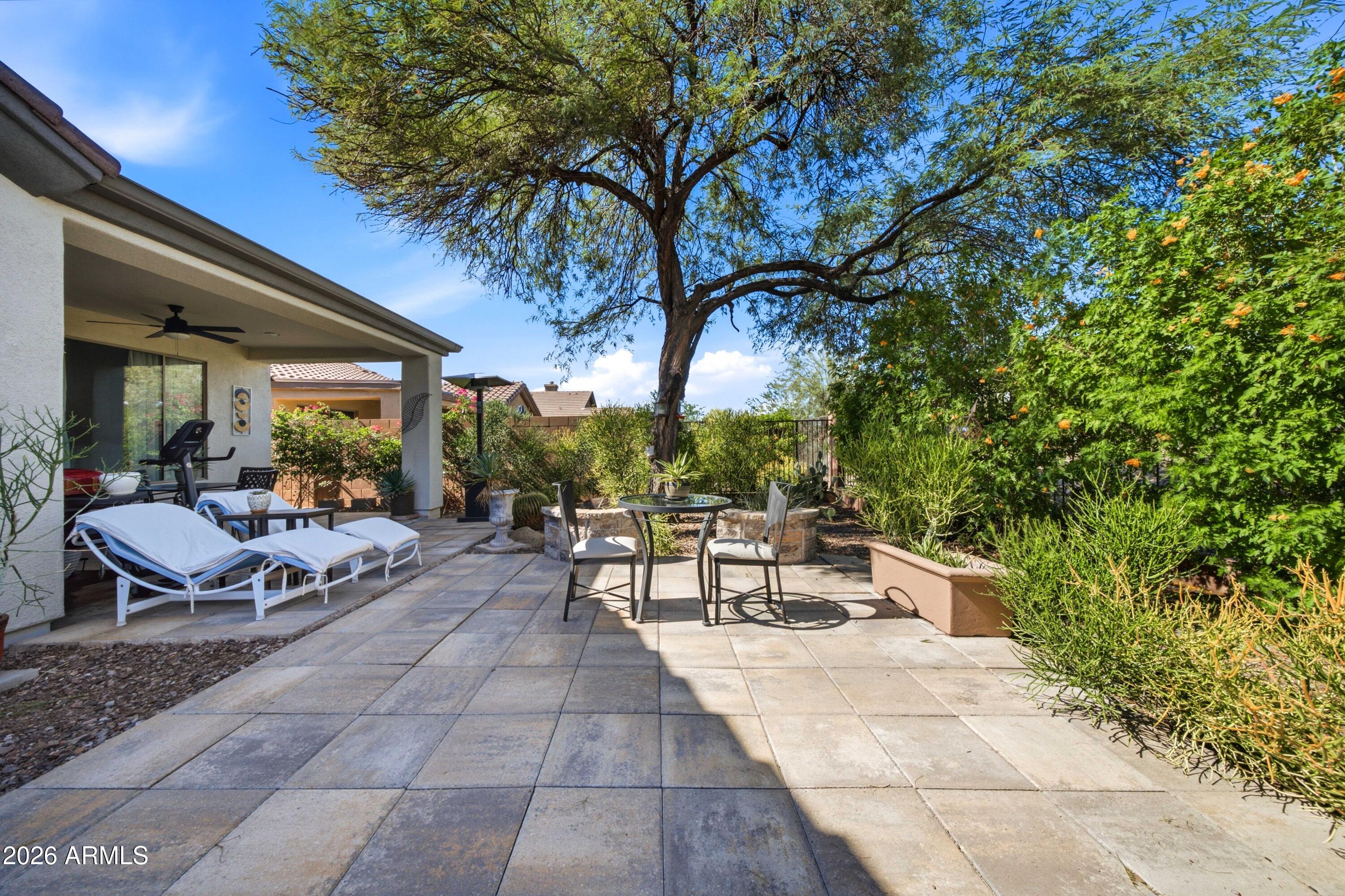 1922 W SPIRIT Court