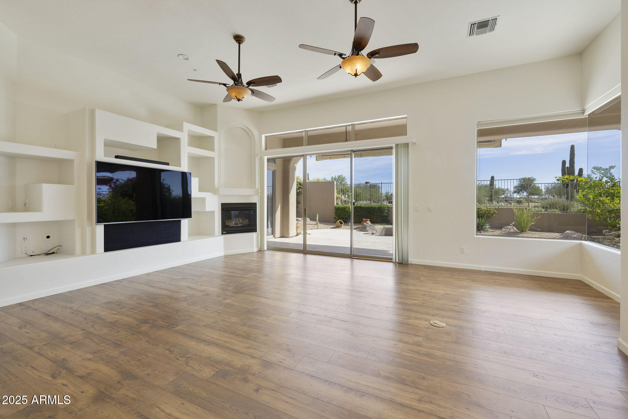 9391 E CAVALRY Drive