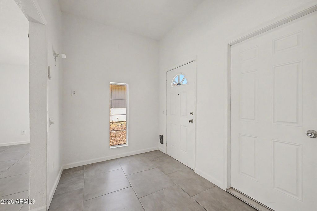 Photo of 7306 N 69th Avenue, Glendale, AZ 85303 (MLS # 7026211)
