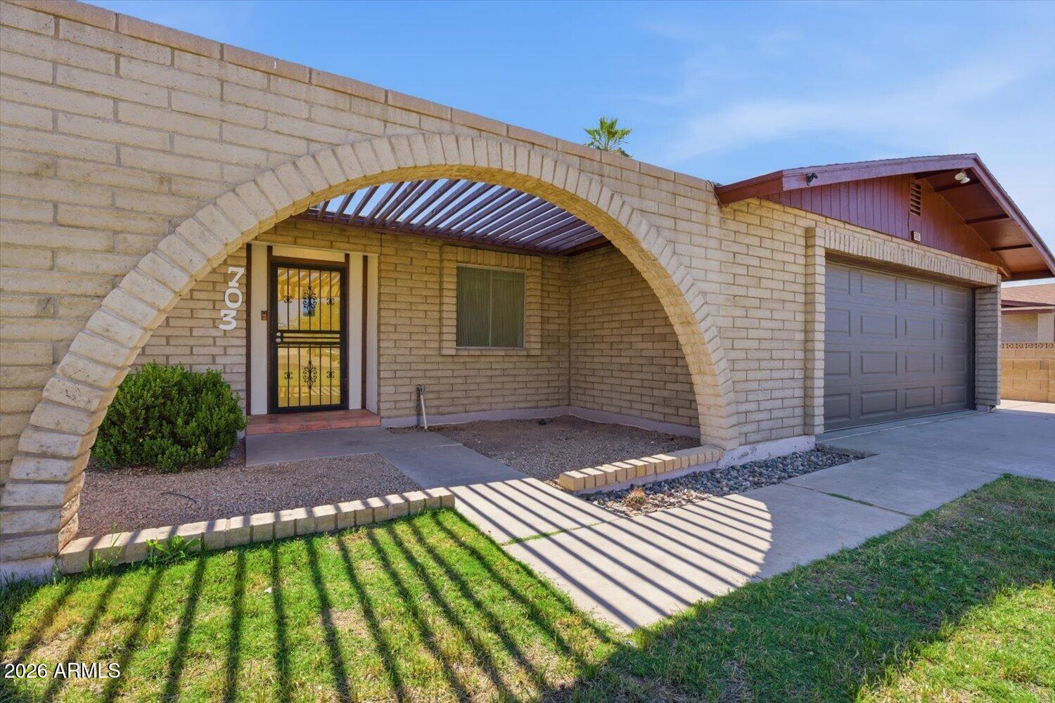 703 N FOREST --
