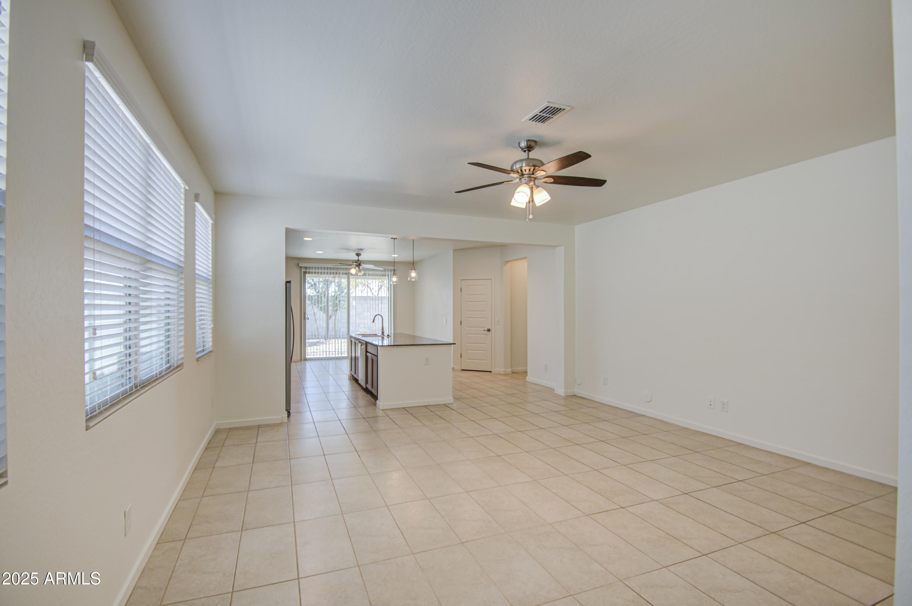 San Tan Valley, Arizona 85140, United States, 4 Bedrooms Bedrooms, ,2 BathroomsBathrooms,Residential,Active,13539