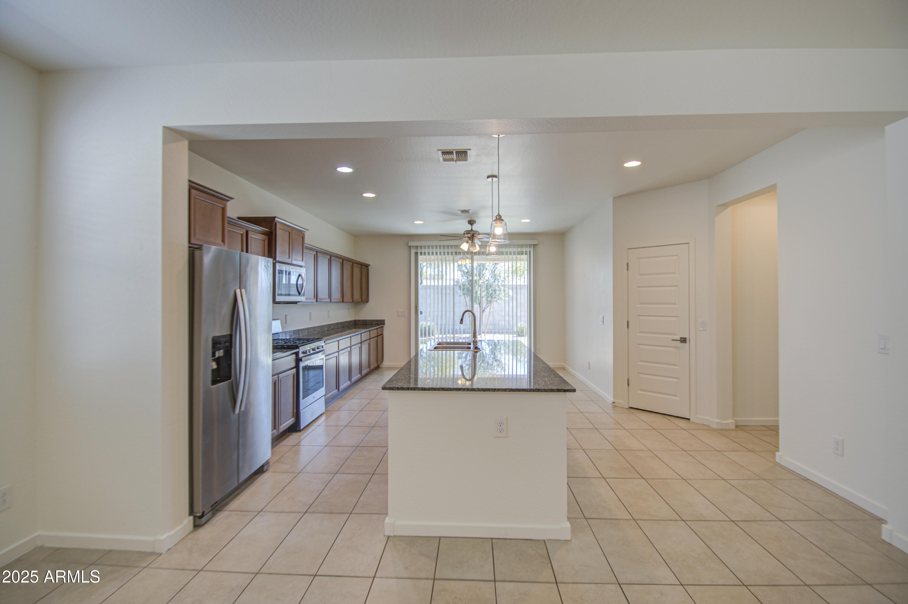 San Tan Valley, Arizona 85140, United States, 4 Bedrooms Bedrooms, ,2 BathroomsBathrooms,Residential,Active,13539