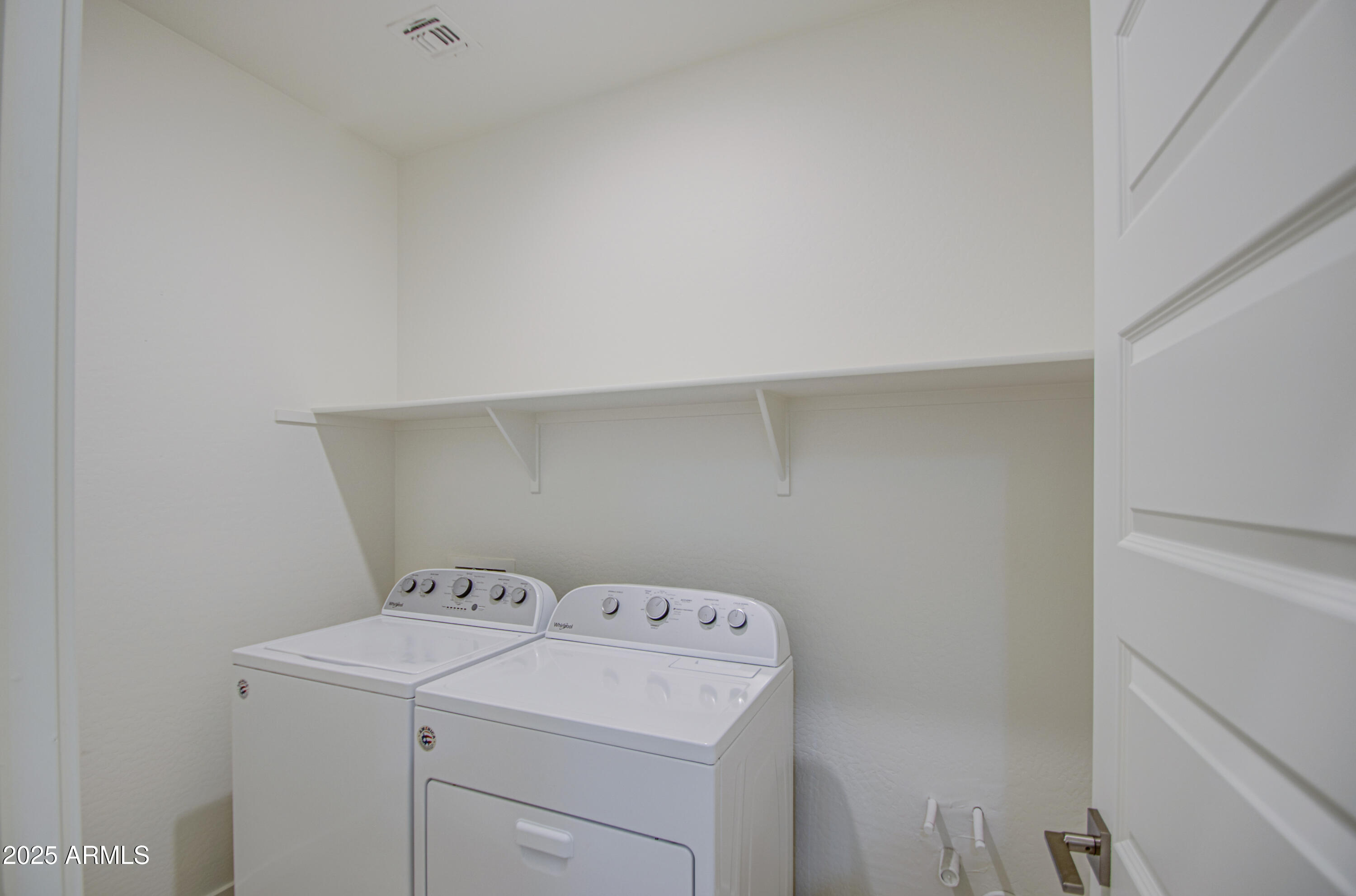 San Tan Valley, Arizona 85140, United States, 4 Bedrooms Bedrooms, ,2 BathroomsBathrooms,Residential,Active,13539