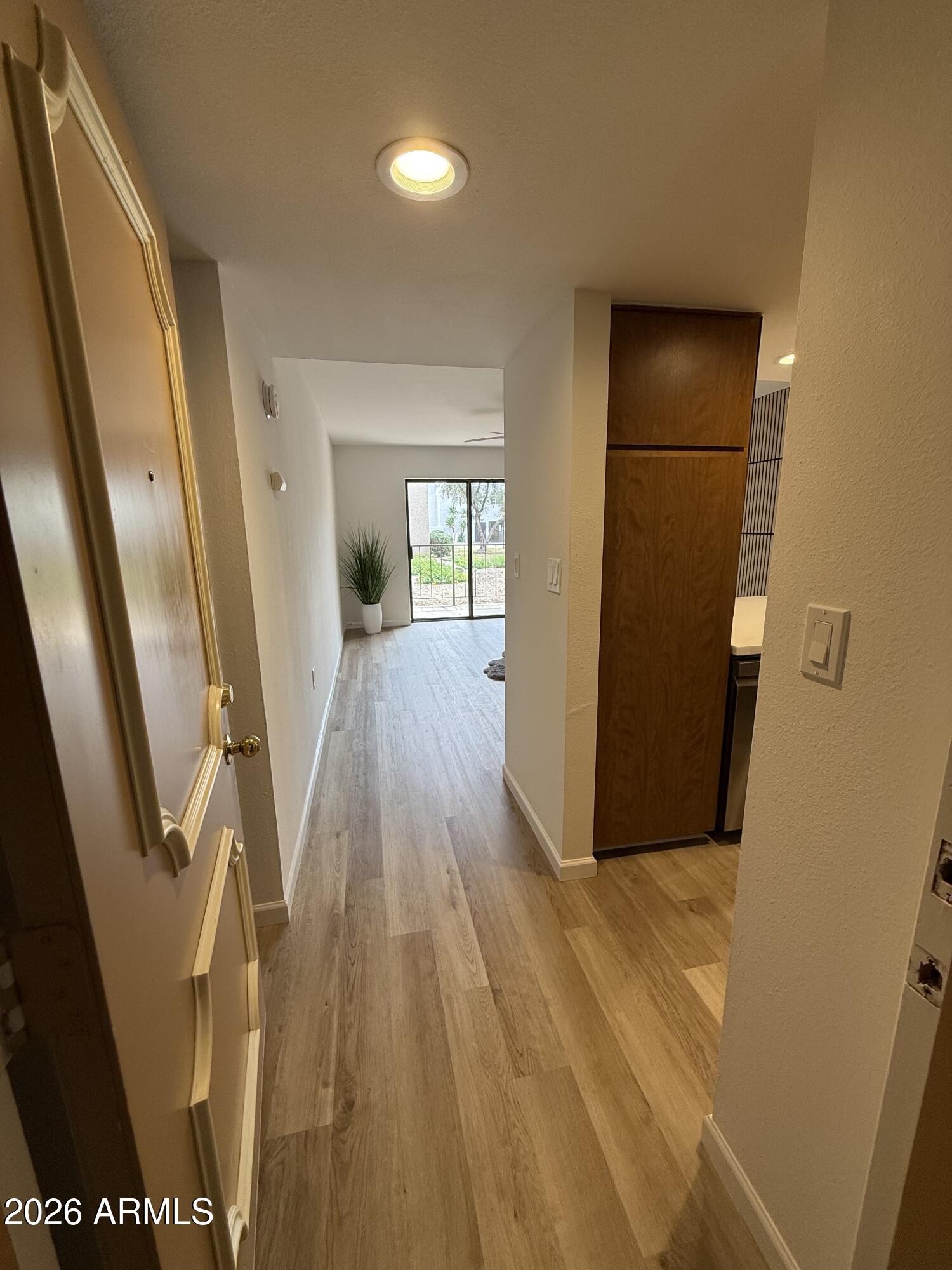 3033 E DEVONSHIRE Avenue 1001