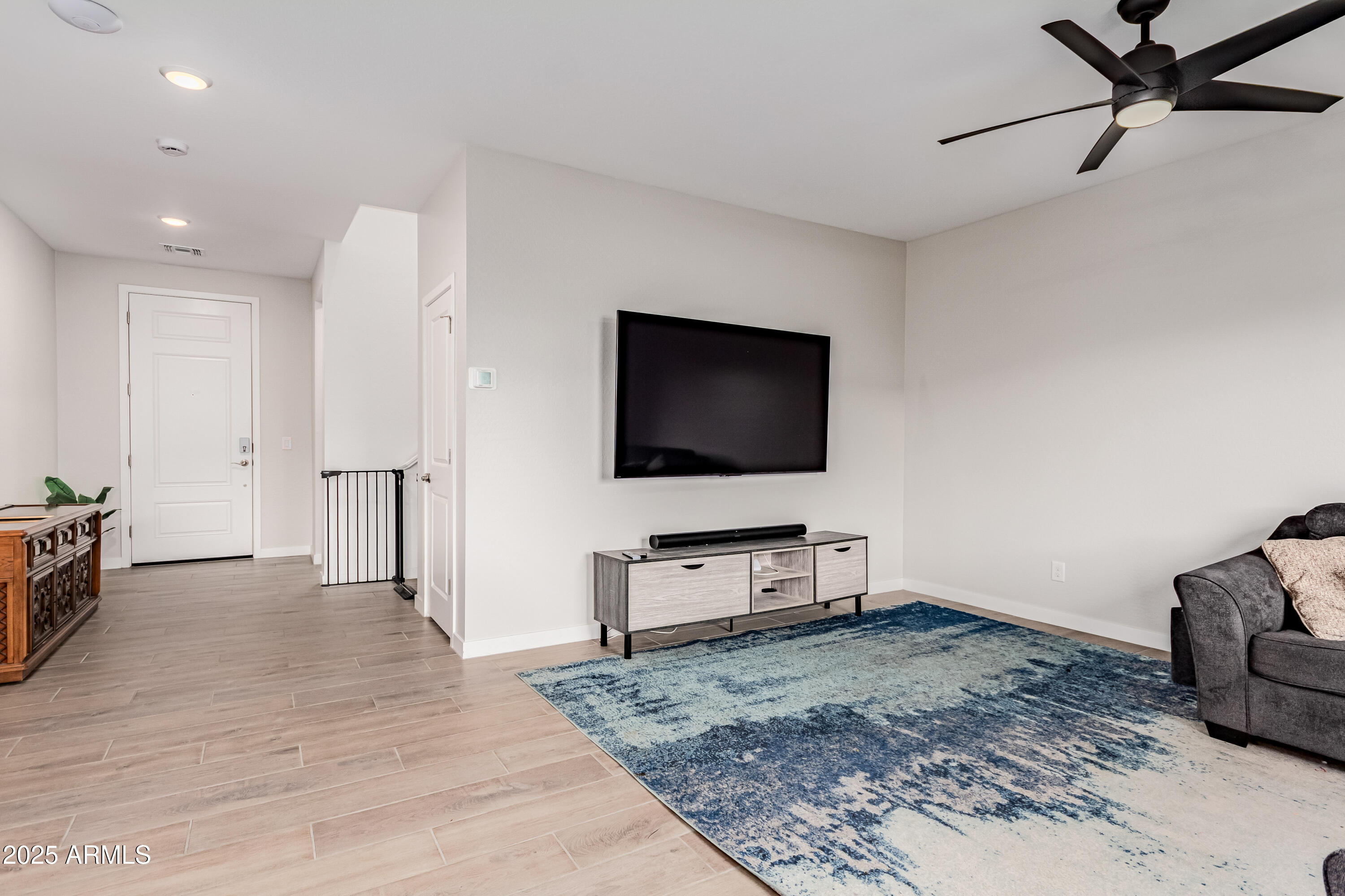 9233 E SEBRING Avenue