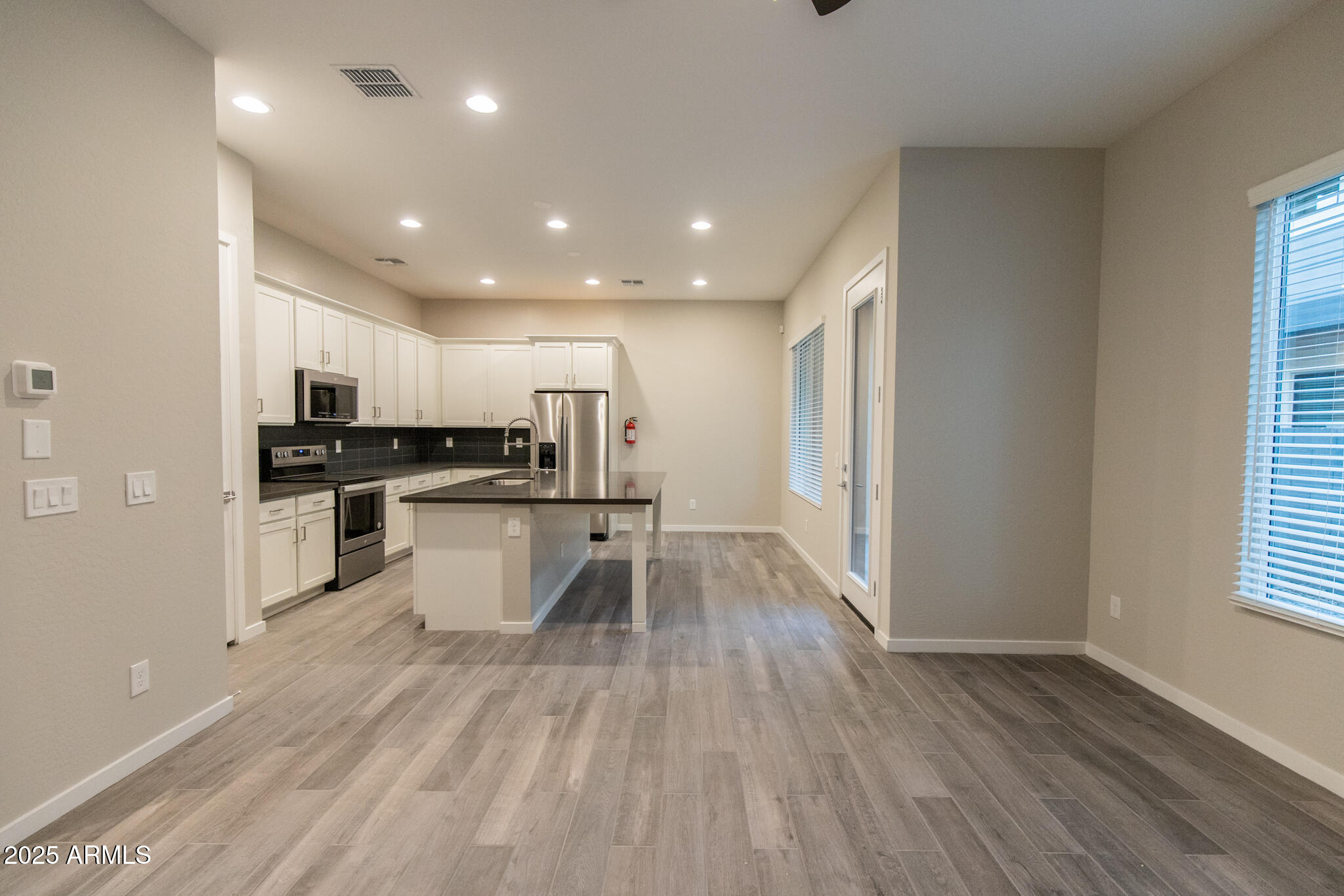 901 S Smith Road 1017