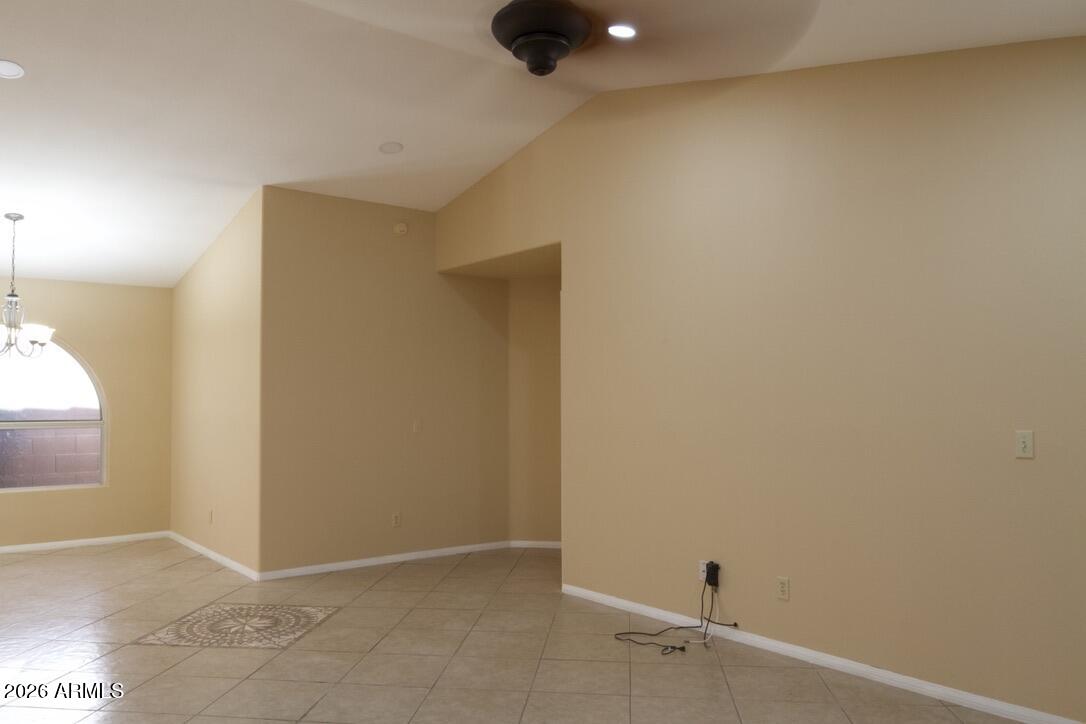 7568 W Kerry Lane