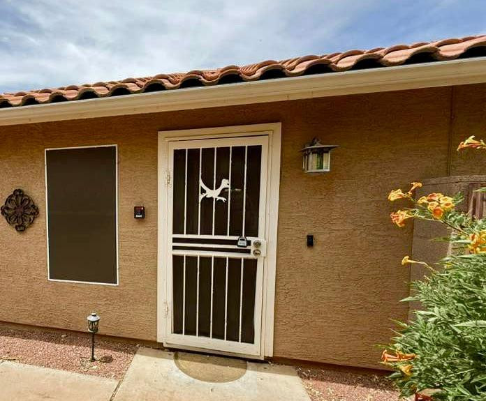 7568 W Kerry Lane