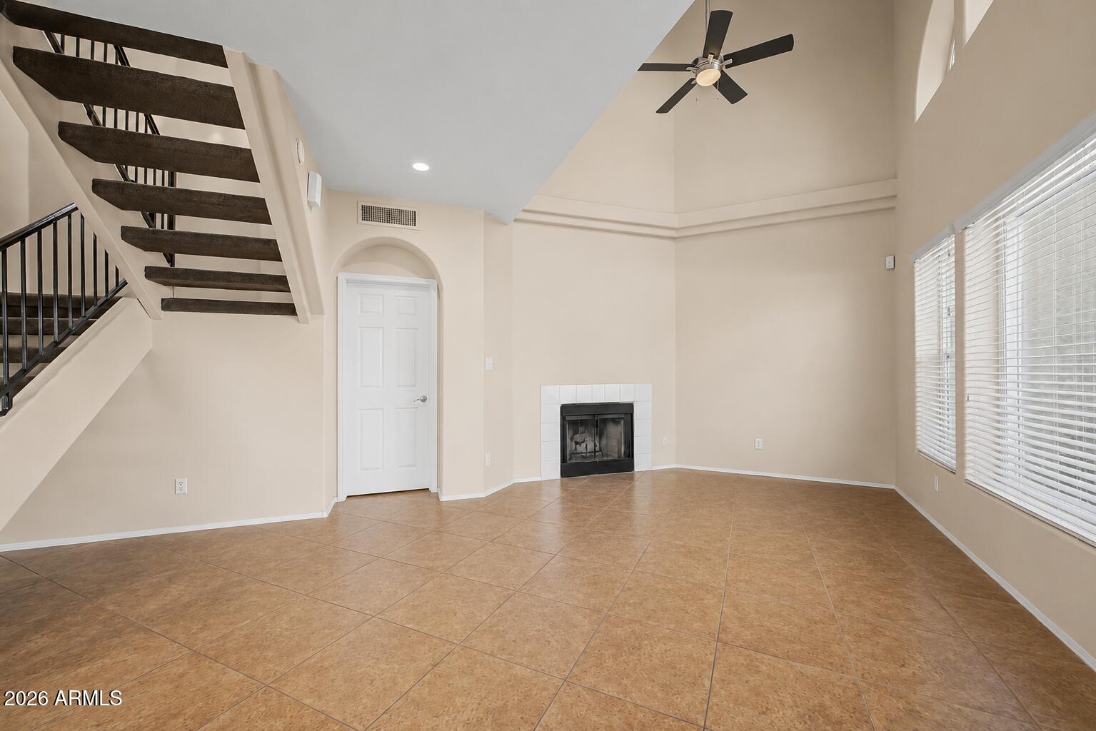 10249 N 12TH Place 2