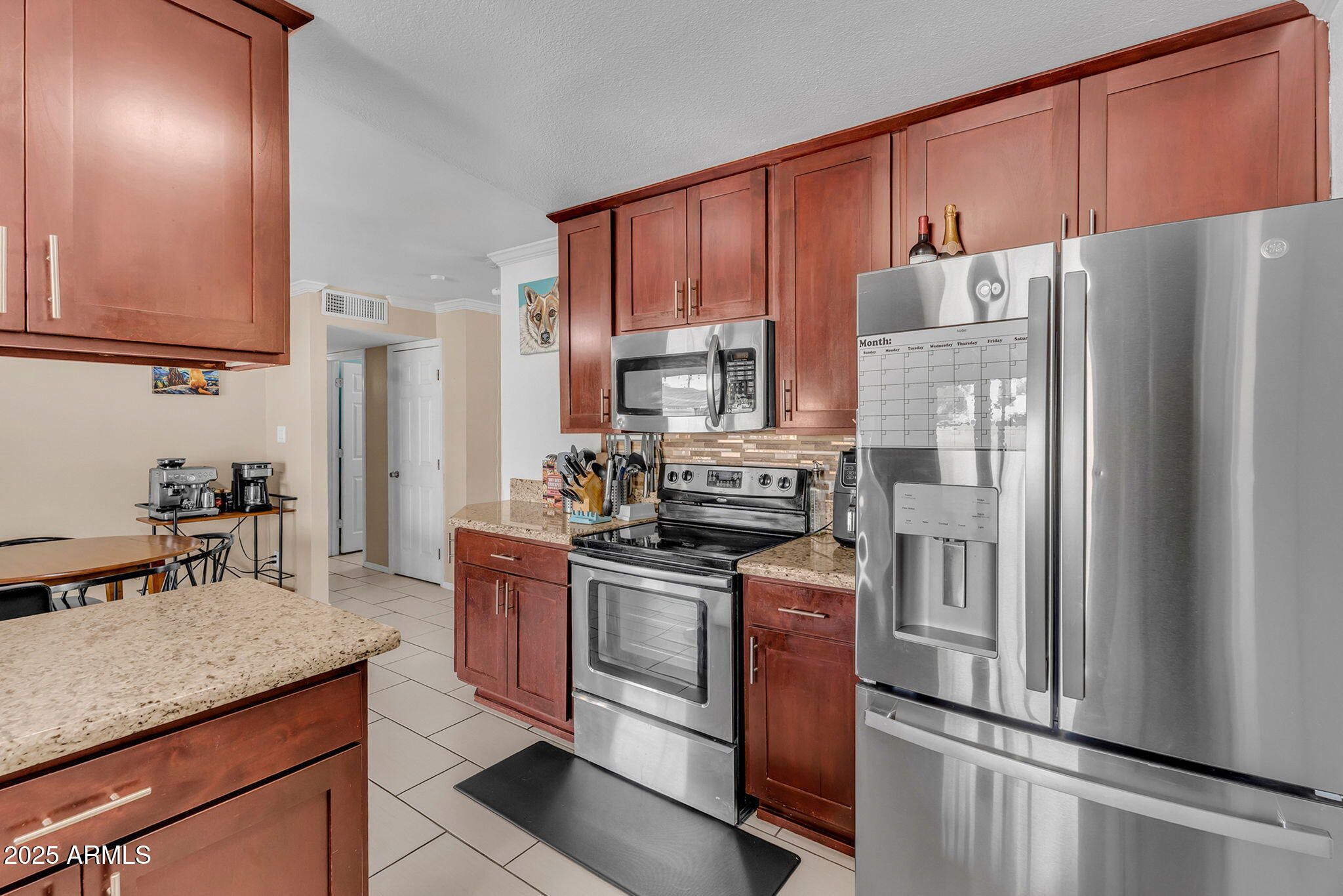 4902 W SHERIDAN Street