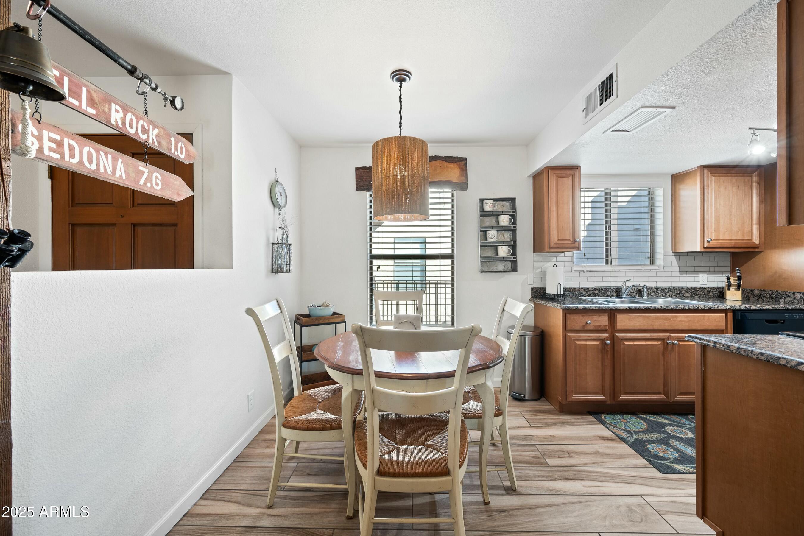 65 VERDE VALLEY SCHOOL Road C10