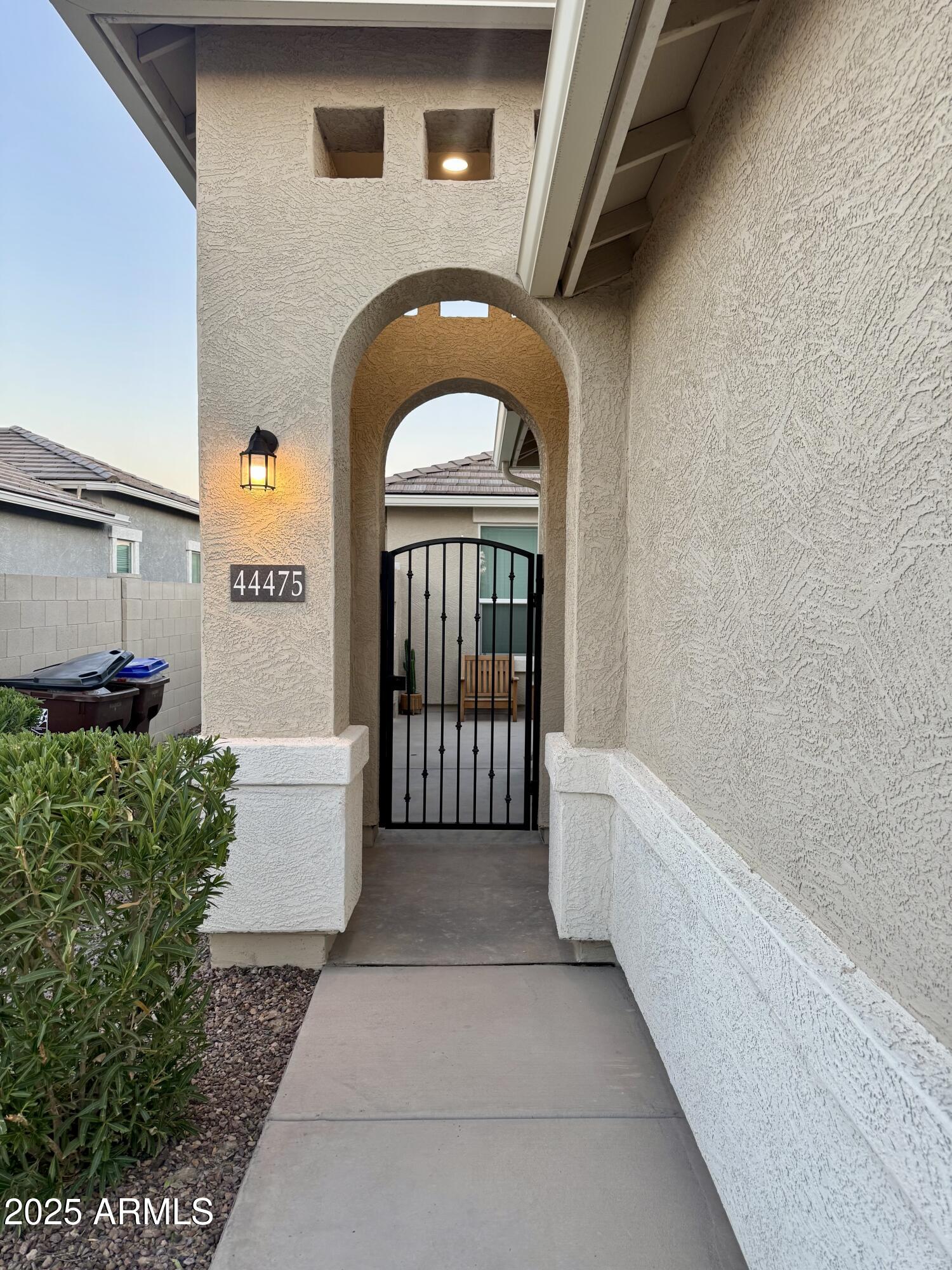 44475 W PALO CENIZA Way