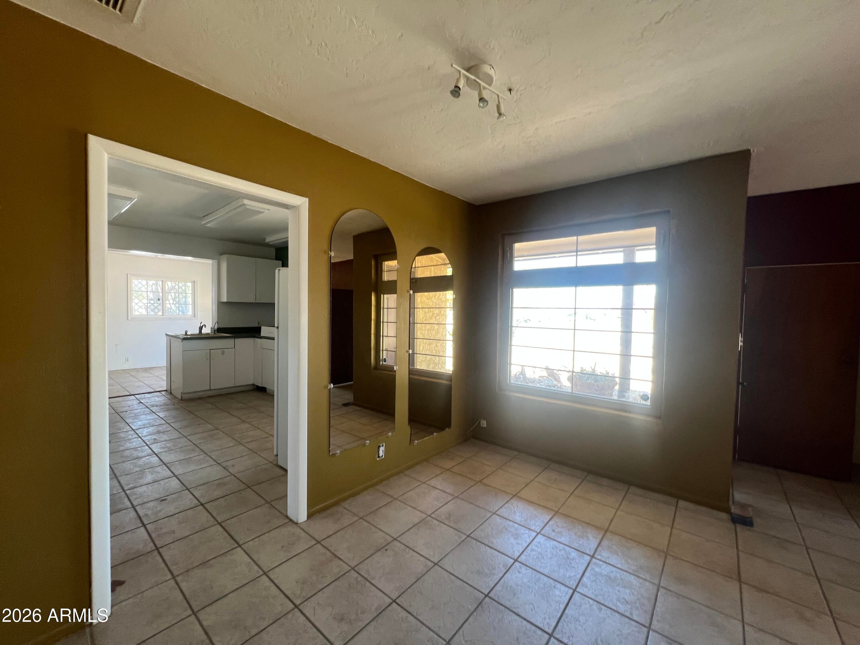 1201 E DESERT PARK Lane