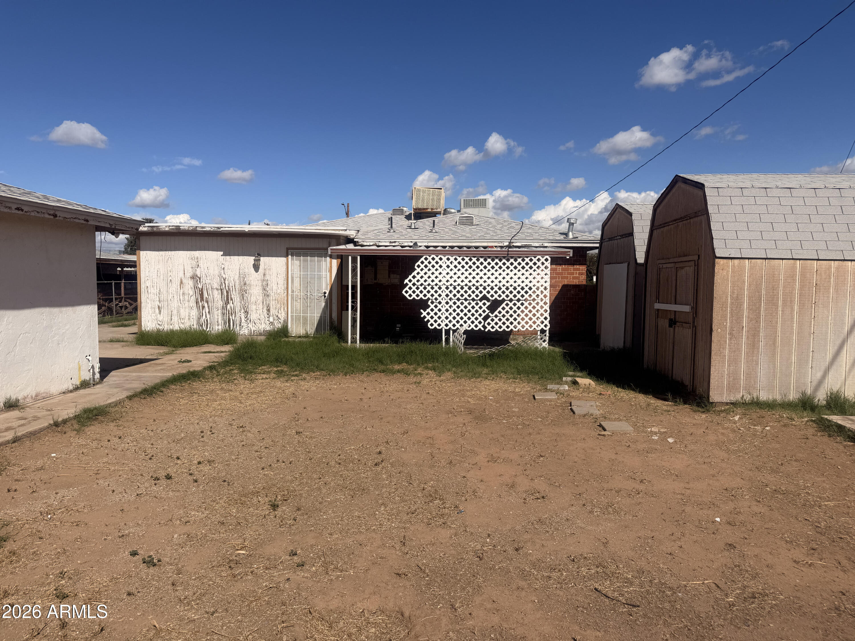 1917 W WHITTON Avenue