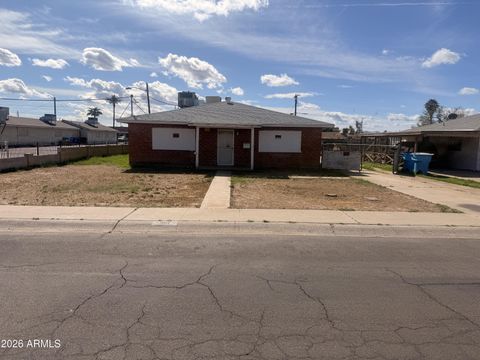 1917 W WHITTON Avenue Phoenix AZ 85015