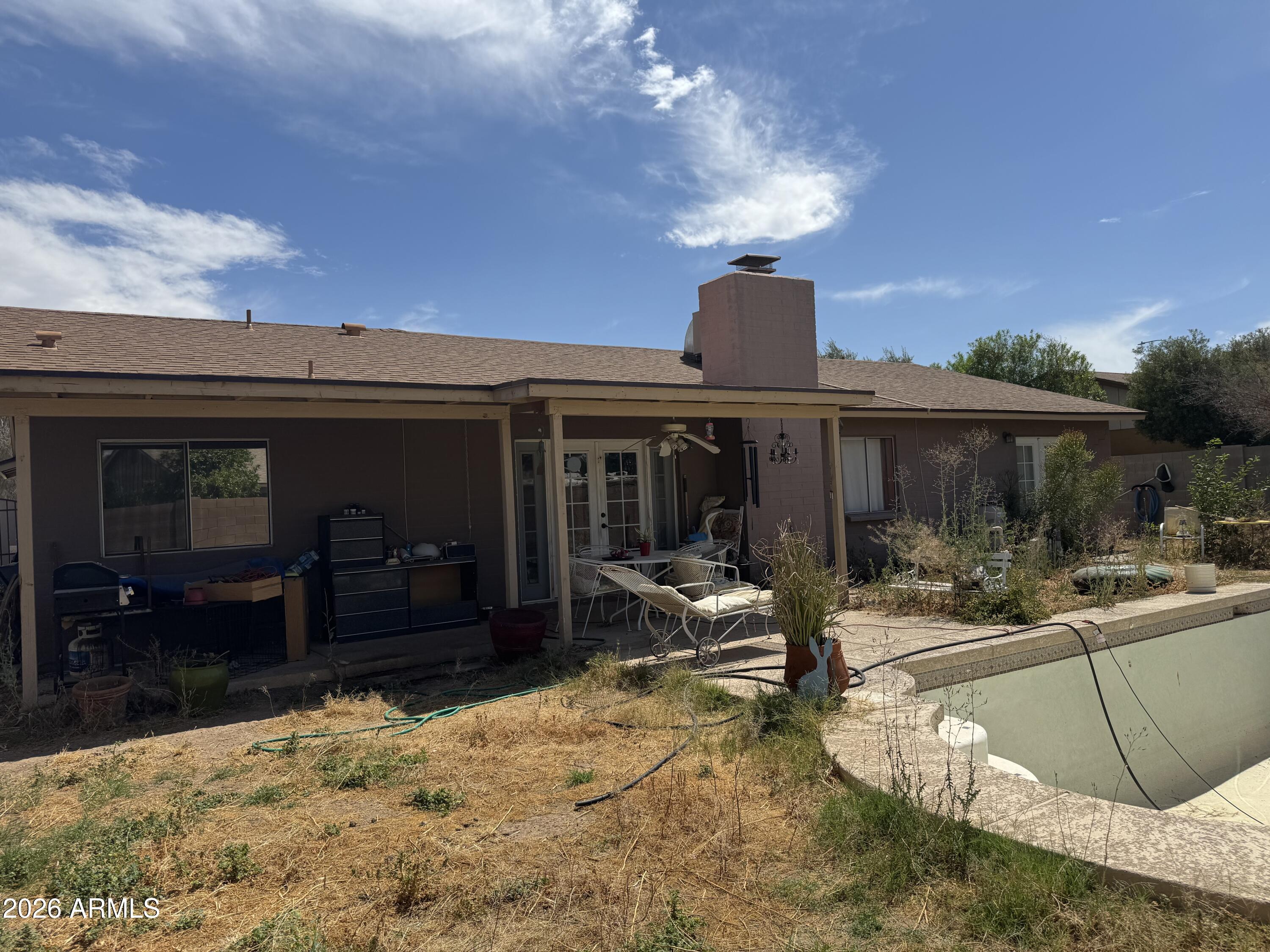 1068 W Medina Avenue