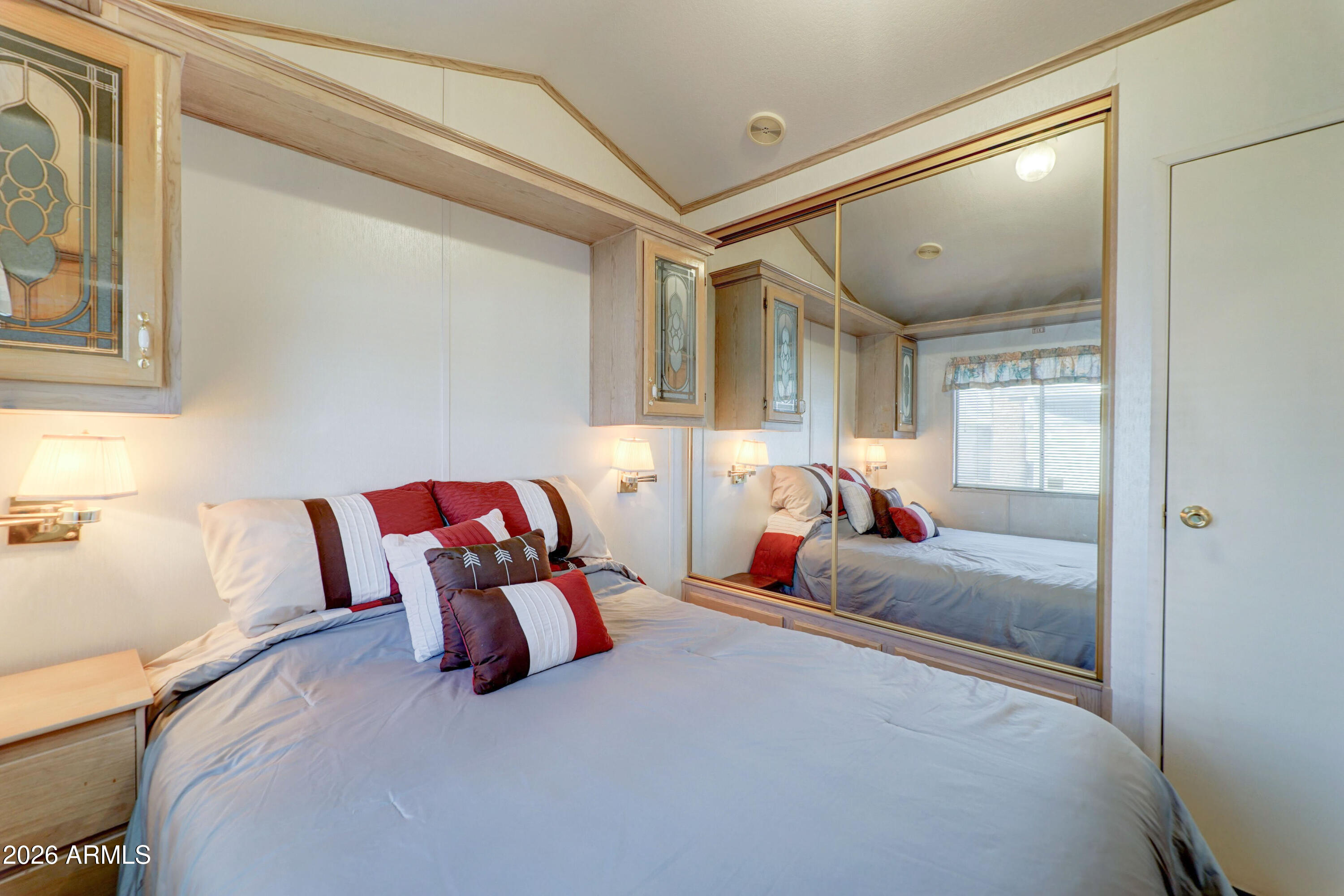 111 S GREENFIELD Road 520