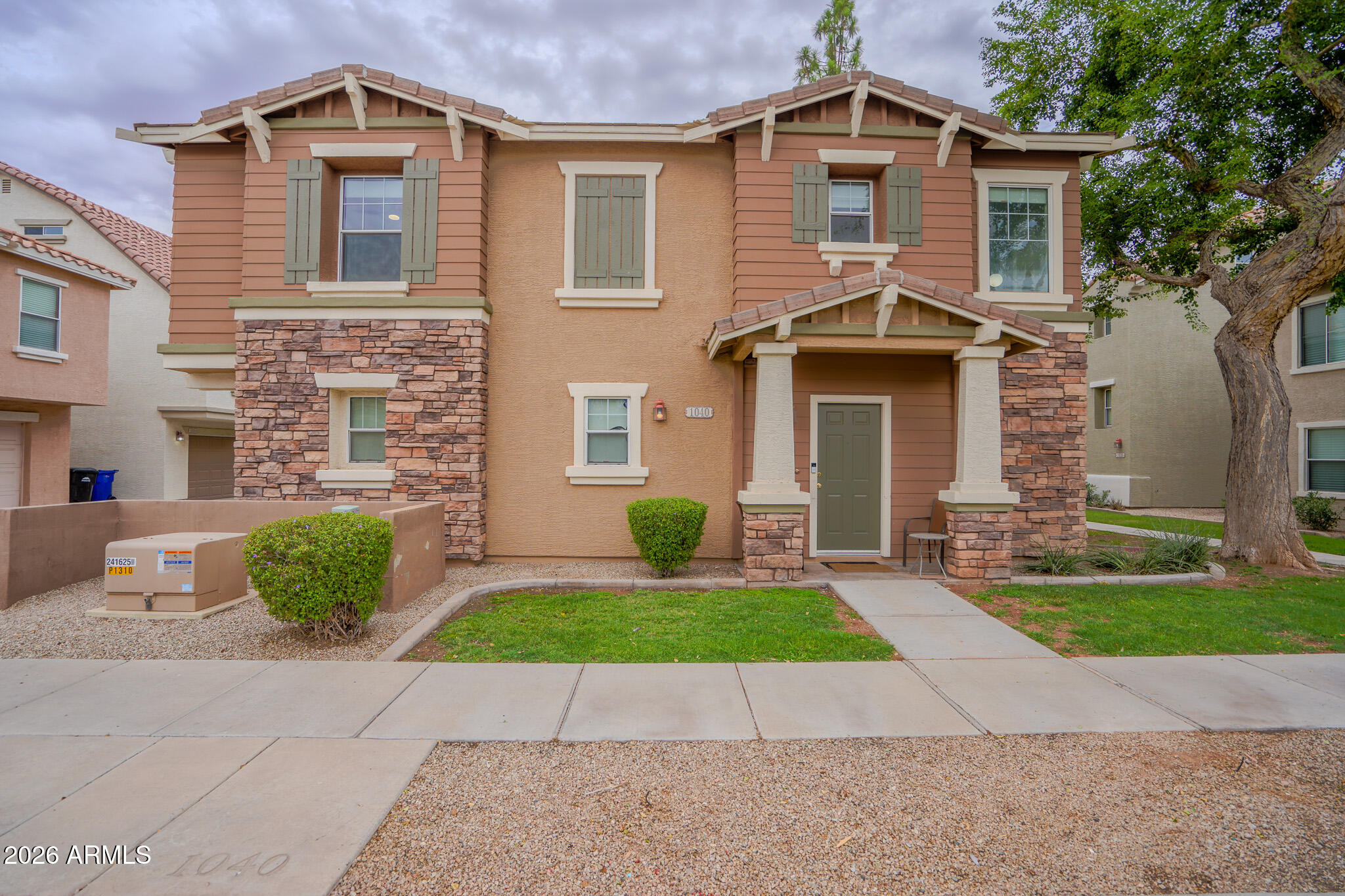 9233 E NEVILLE Avenue 1040