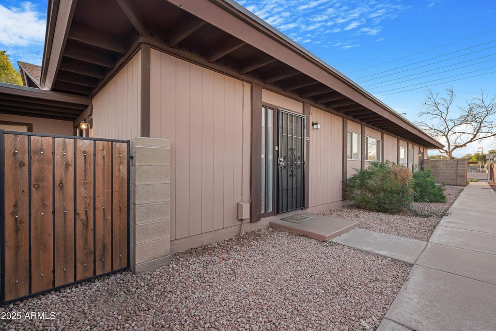Photo of 906 S Acapulco Lane #A, Tempe, AZ 85281 (MLS # 6962565)