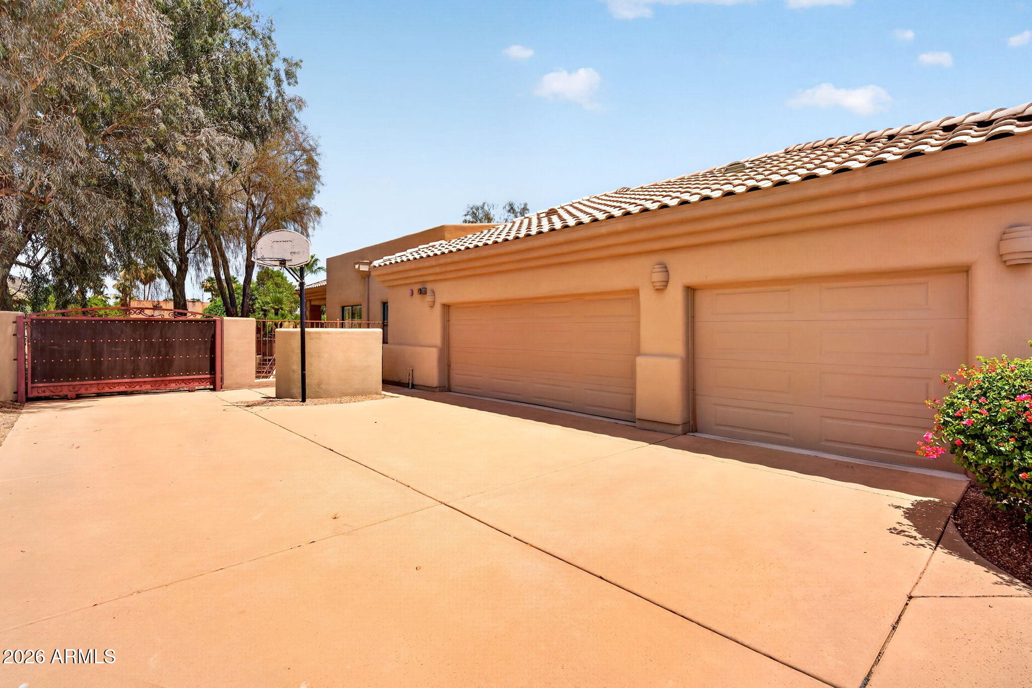 SADDLEBACK FOOTHILLS - Residential