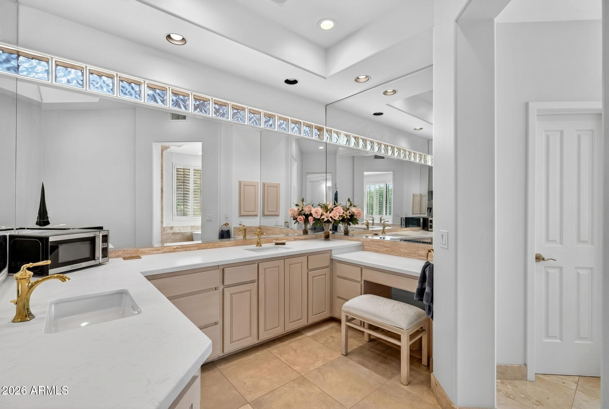 SADDLEBACK FOOTHILLS - Residential