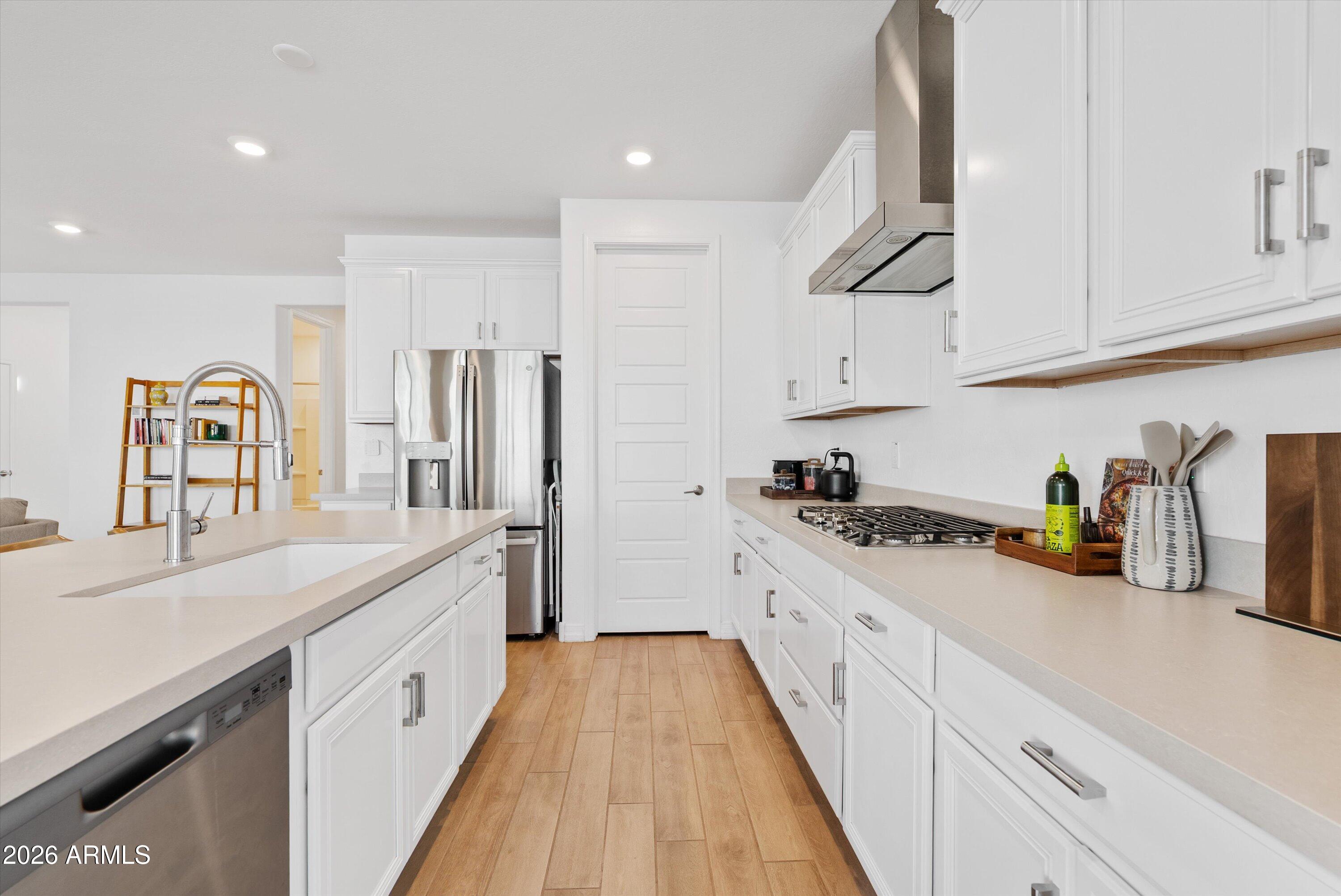 10018 E TRENT Avenue