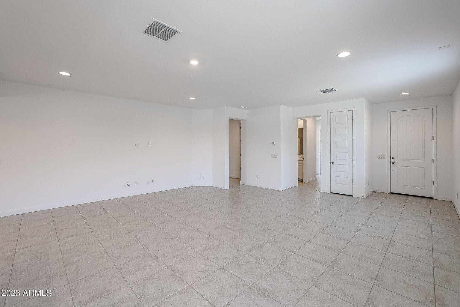 16554 W QUESTA Drive