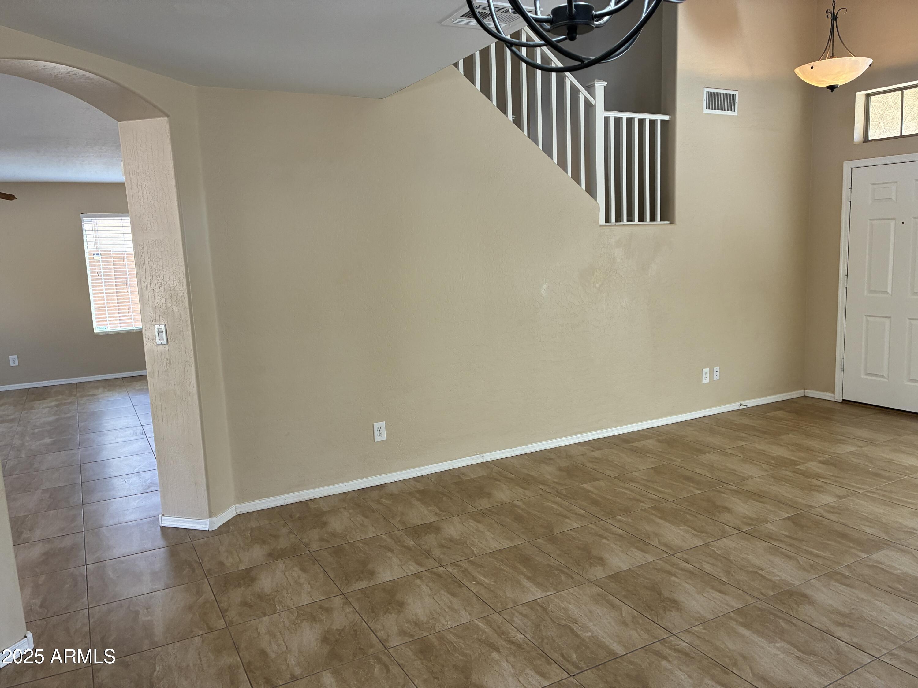 15326 W LUNDBERG Street