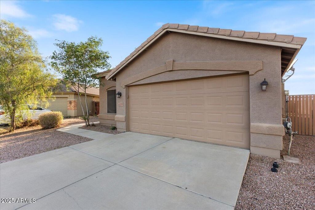 Photo of 826 S 126th Avenue, Avondale, AZ 85323 (MLS # 6950694)