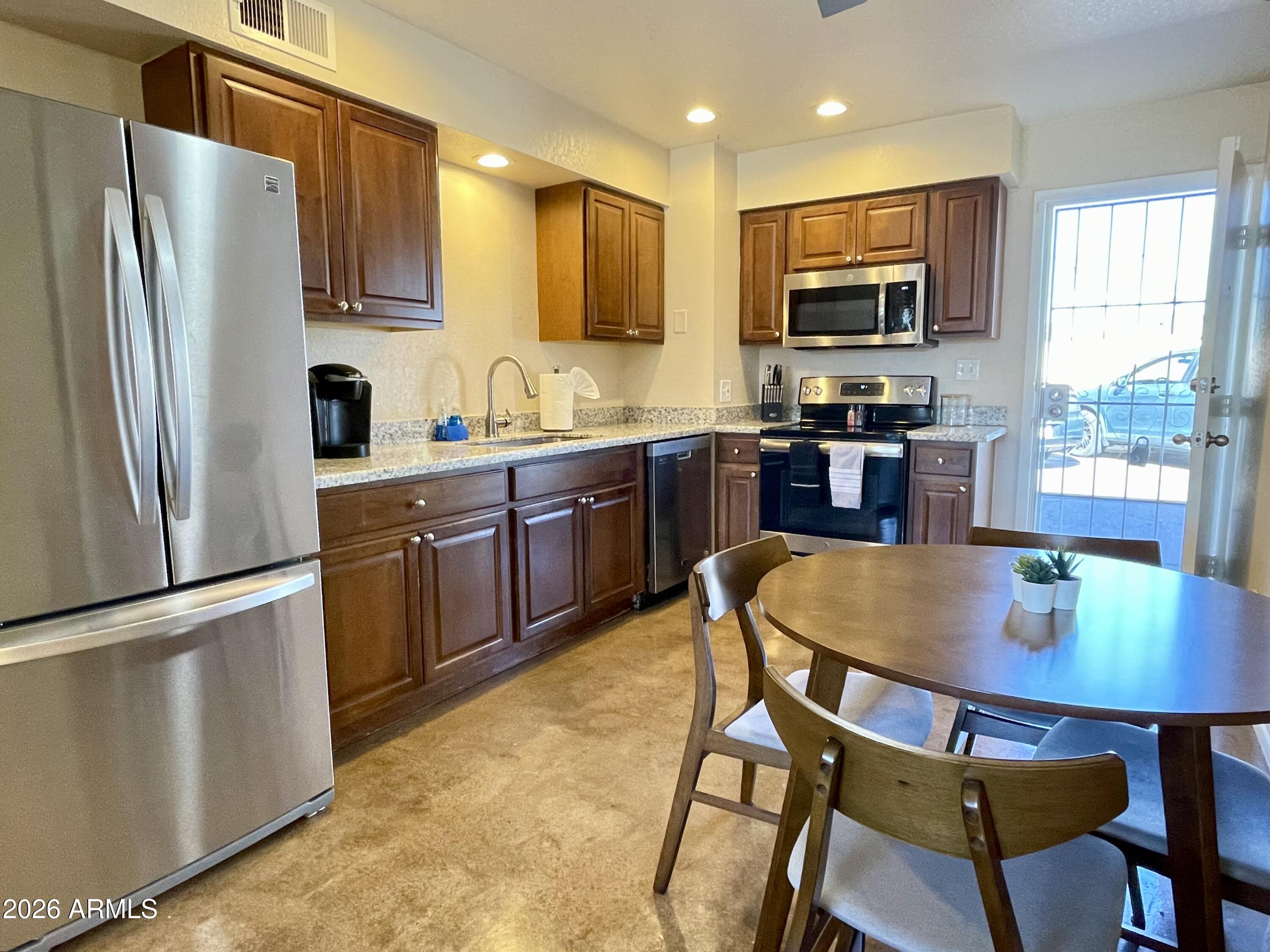 6819 N 12TH Street 9