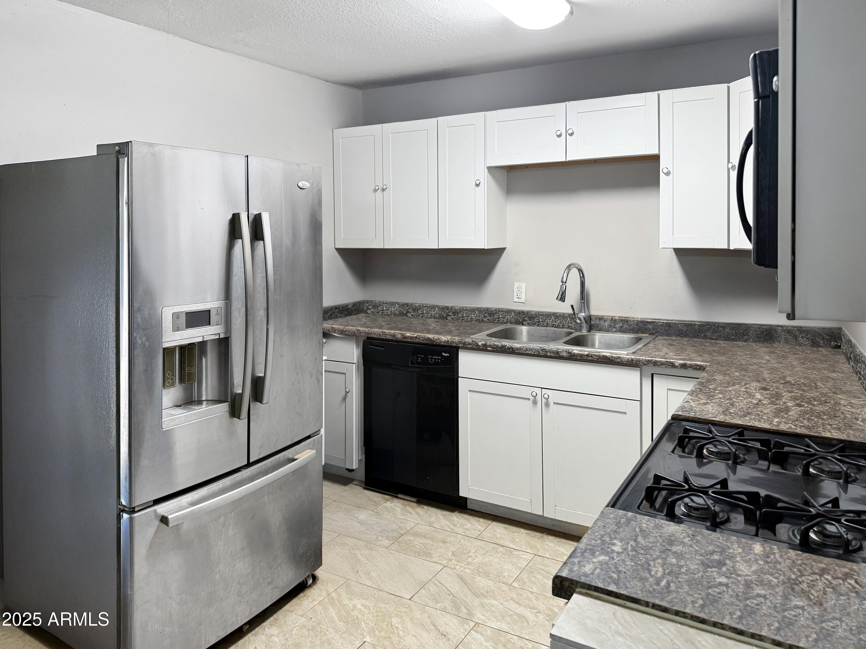 305 W Fairhaven Road