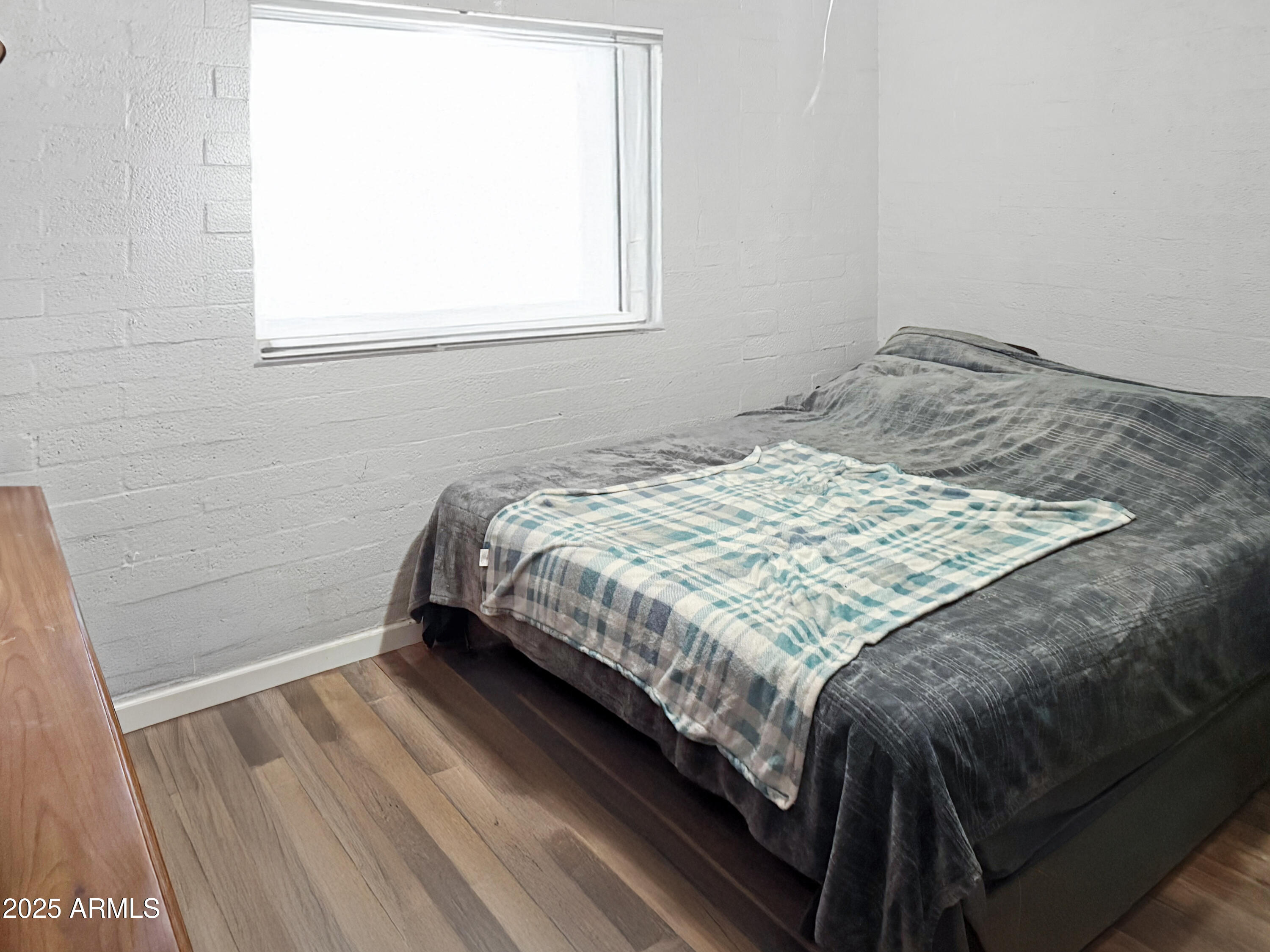 305 W Fairhaven Road