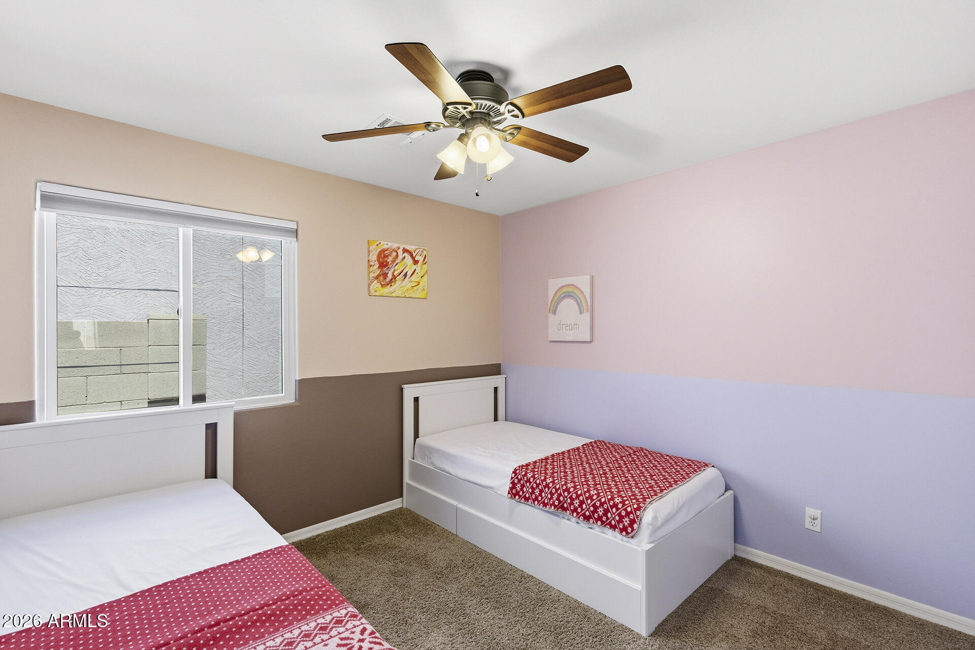 629 W DESERT VALLEY Drive