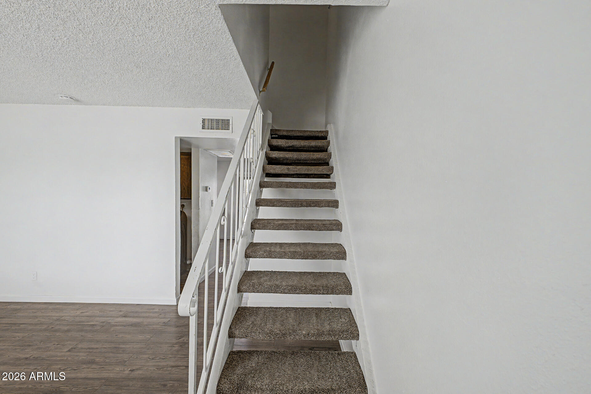 VILLA ALEGRE - Residential