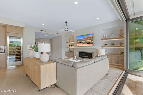 Photo of 5577 E Stella Lane, Paradise Valley, AZ 85253 (MLS # 6944822)