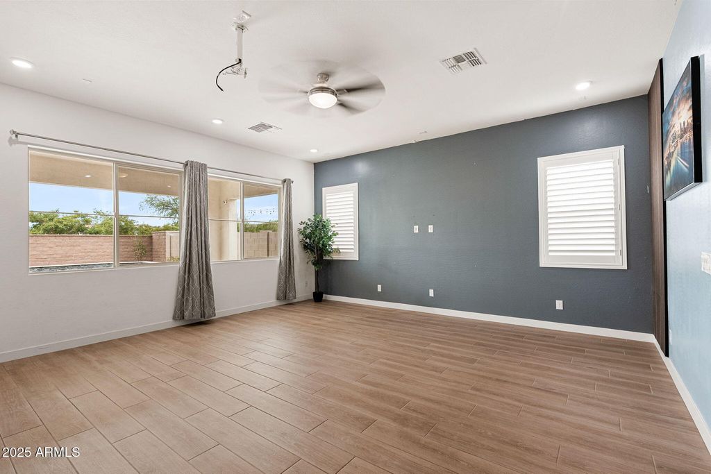 Photo of 1458 E Lodgepole Drive, Gilbert, AZ 85298 (MLS # 6934290)